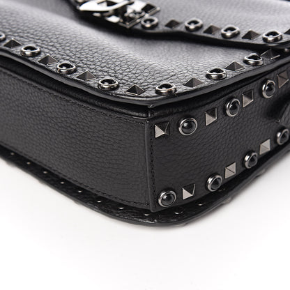Valentino Garavani Pebbled Calfskin Onyx Medium Rockstud Rolling Flap Saddle Bag Black 8 of 9