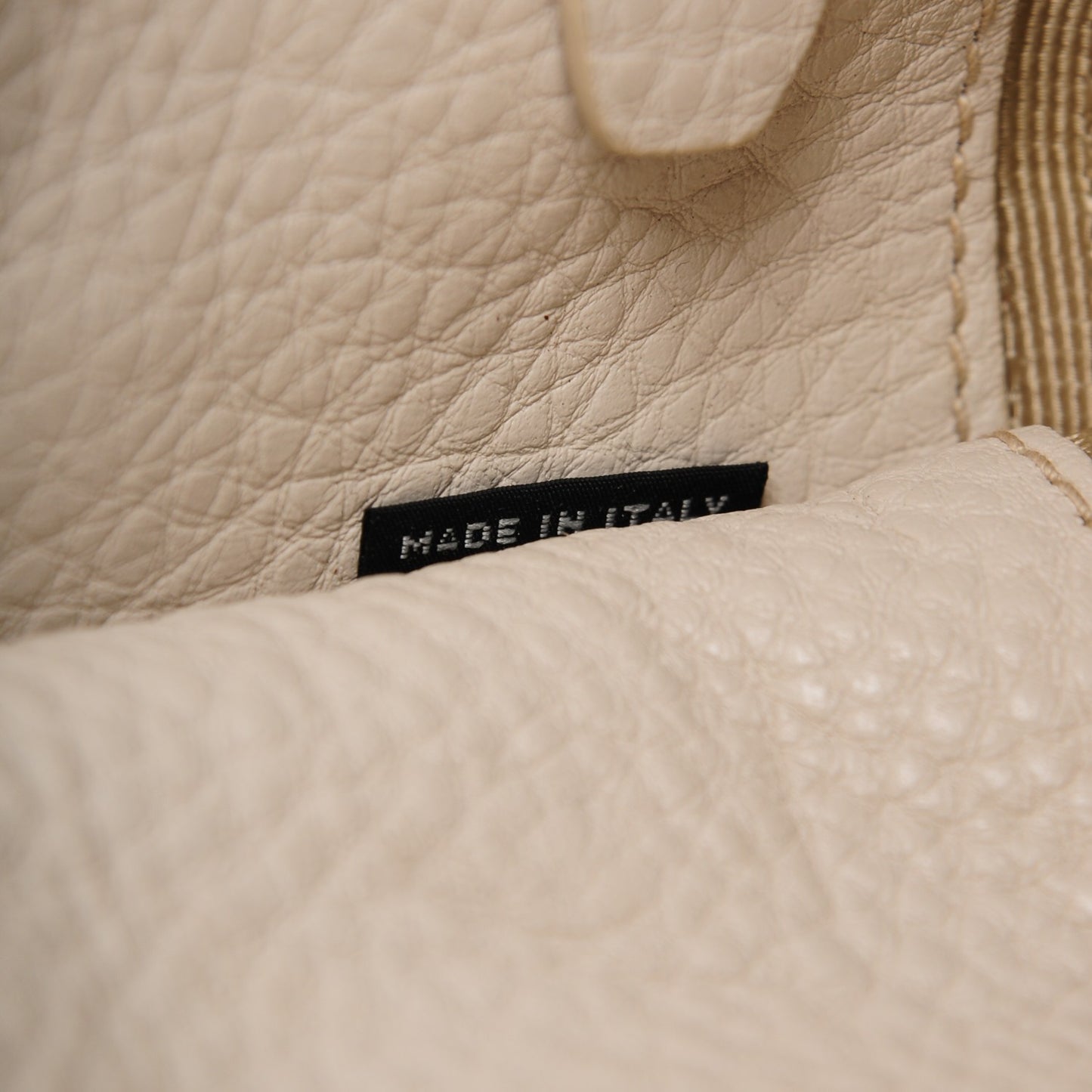 Vitello Daino Shopping Tote Talco