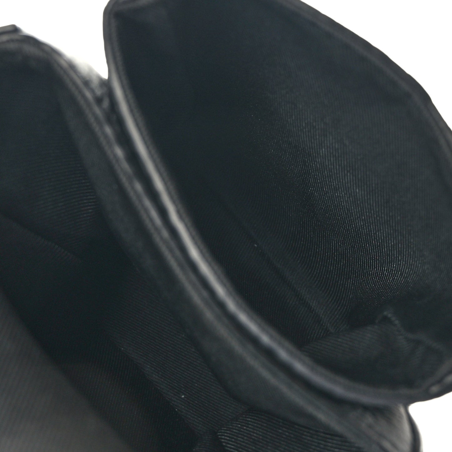 Taurillon Monogram S Lock Wearable Wallet Black