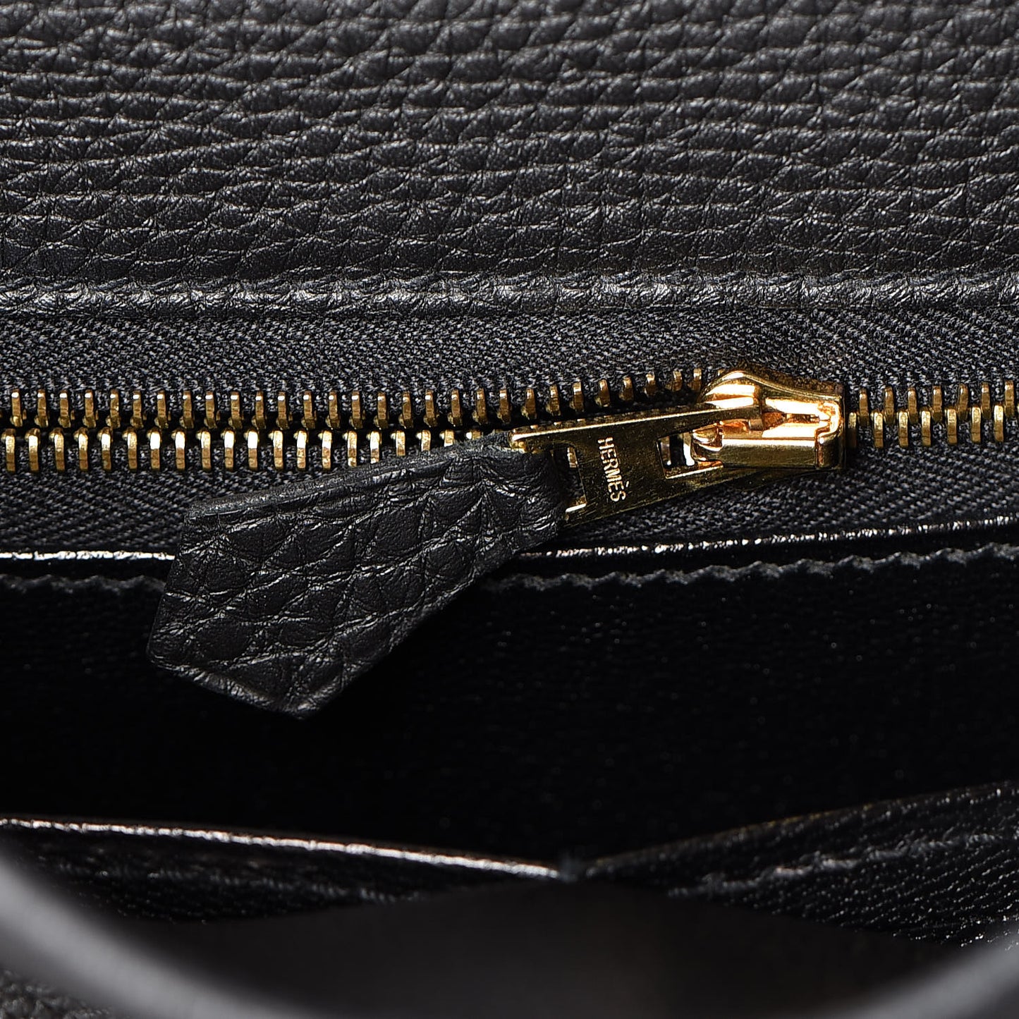 Togo Kelly Retourne 28 Black