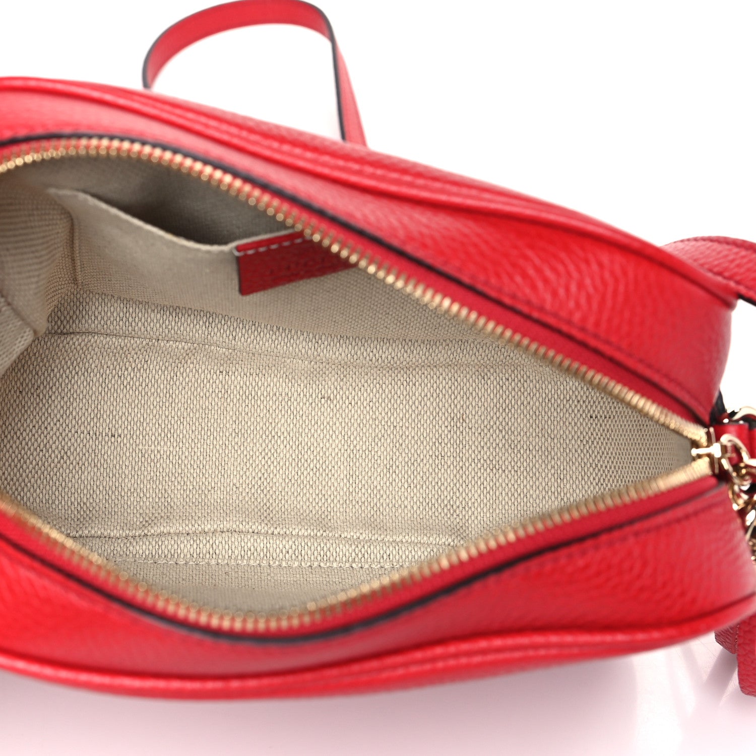 Gucci Pebbled Calfskin Small Soho Disco Bag Tabasco Red 5 of 9