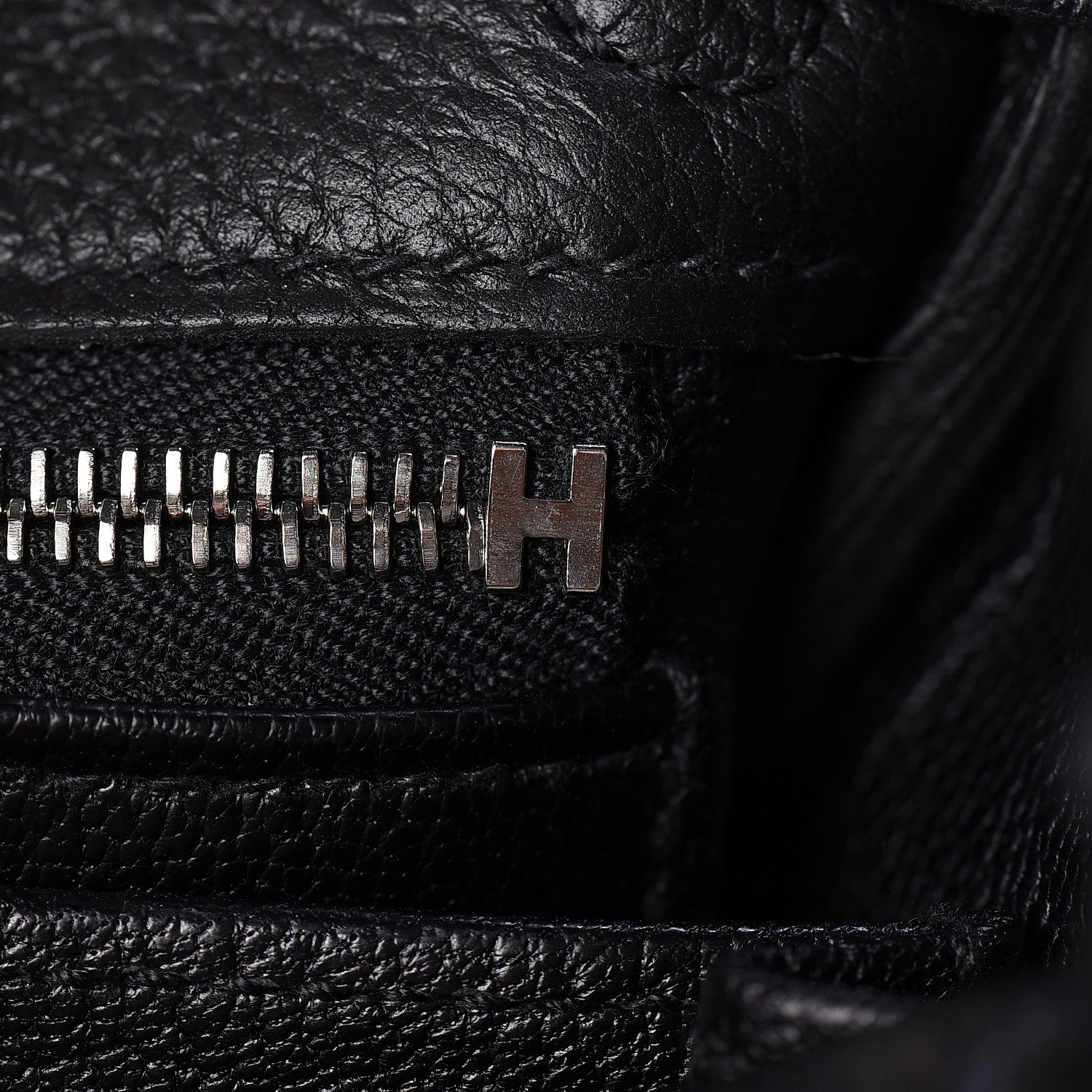 Hermes Togo Kelly Retourne 25 Black 25 of 38