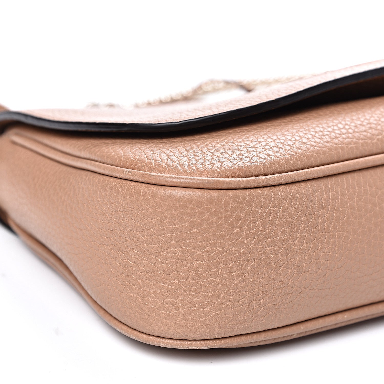 Gucci Pebbled Calfskin Medium Soho Flap Crossbody Camelia 7 of 10