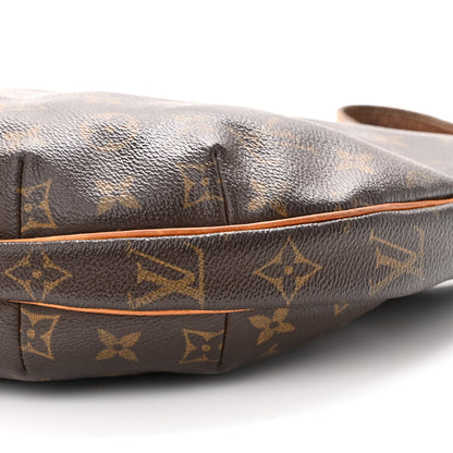 Louis Vuitton Monogram Croissant MM 8 of 11