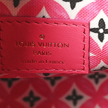 Louis Vuitton Monogram Giant By The Pool 2.0 Onthego PM Pink 6 of 10
