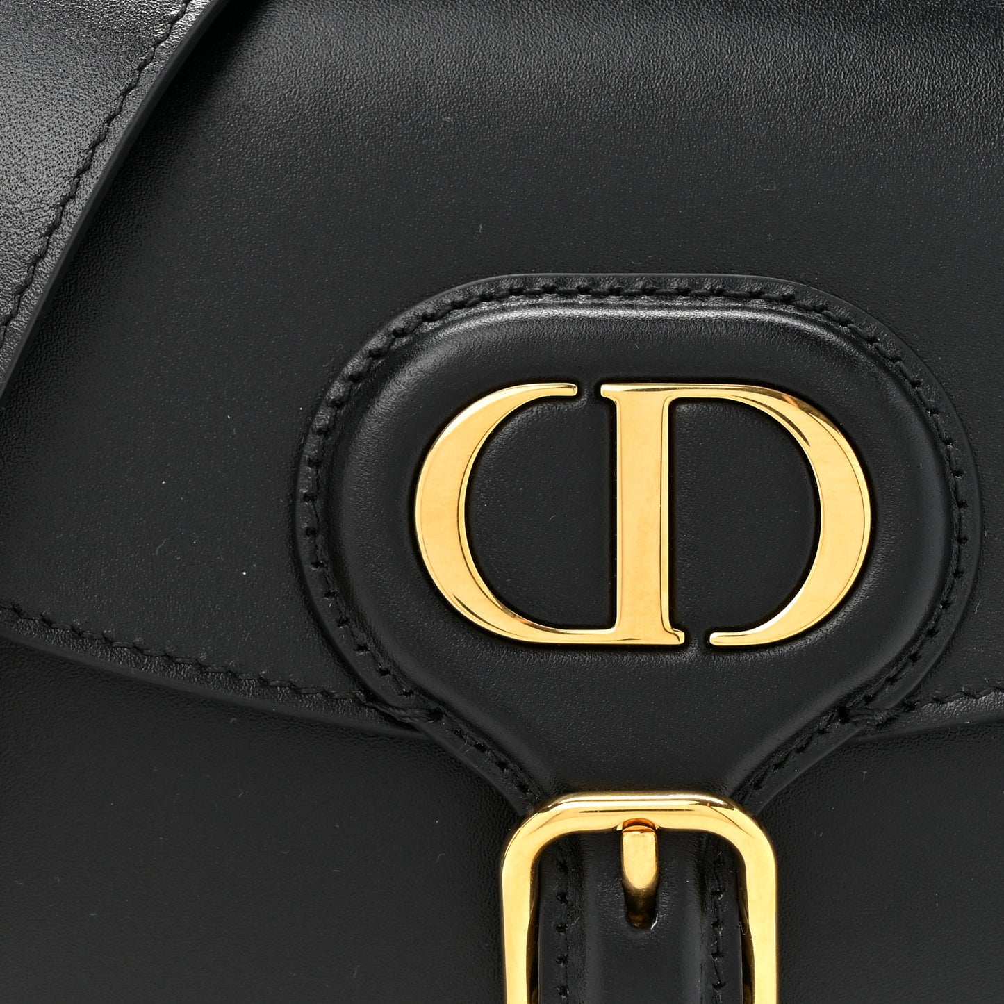 Box Calfskin Small Bobby Flap Black