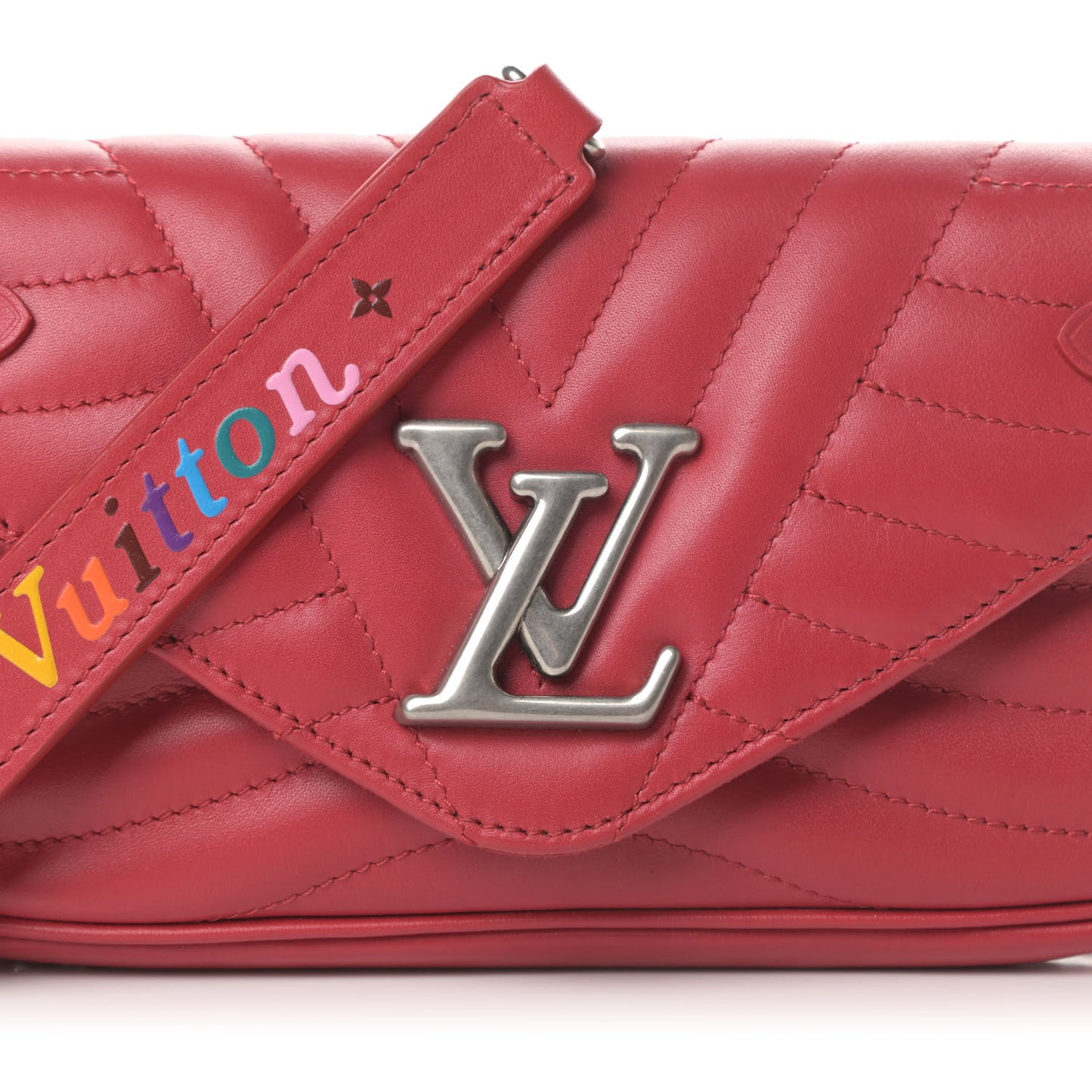 Calfskin New Wave Chain Pochette Scarlet