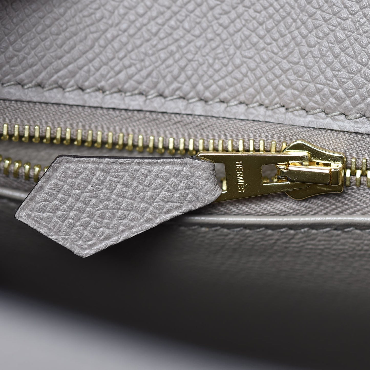 Epsom Kelly Sellier 28 Gris Asphalte