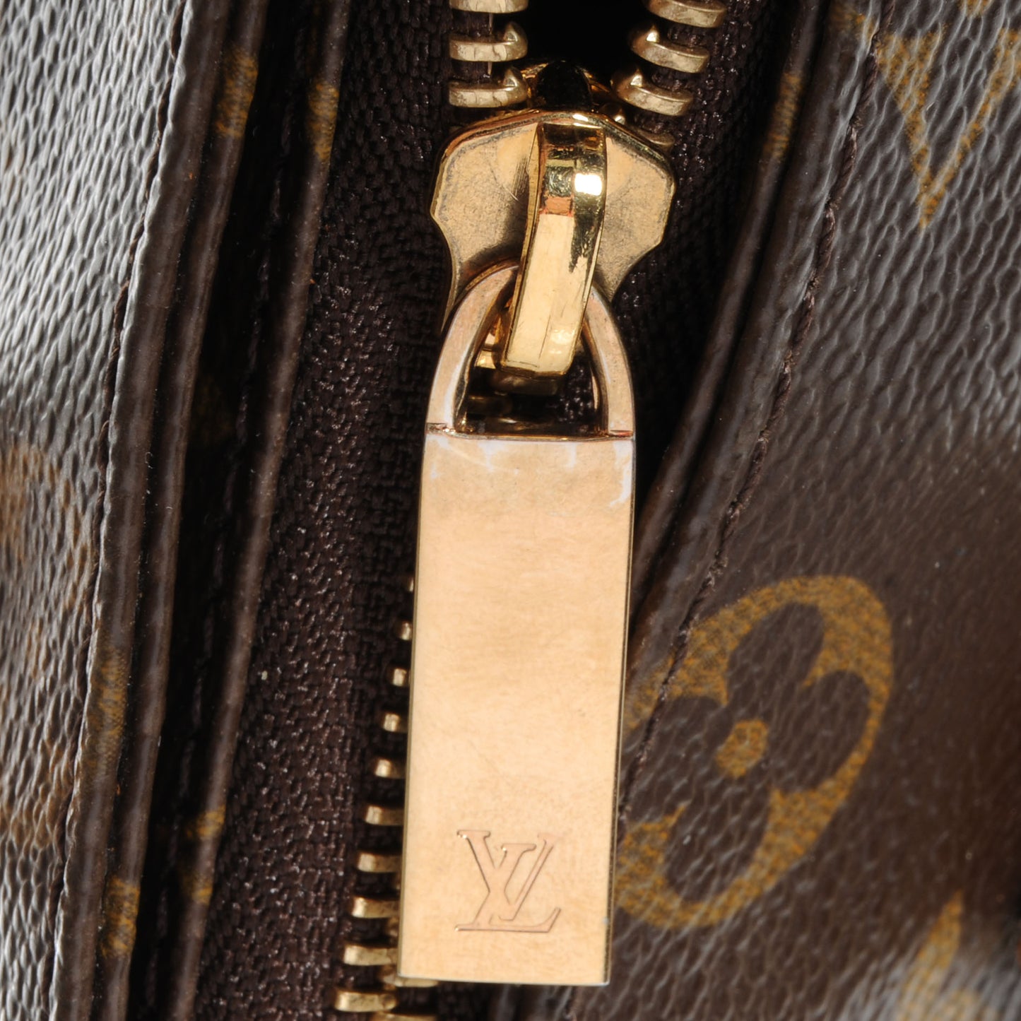 Monogram Cabas Mezzo