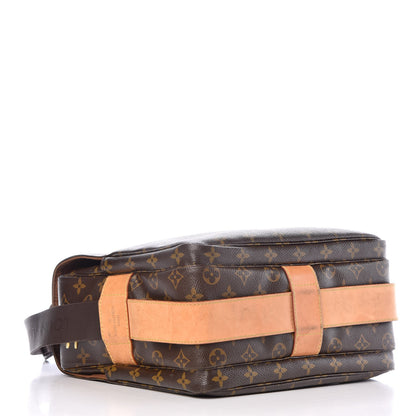 Louis Vuitton Monogram Naviglio 4 of 19