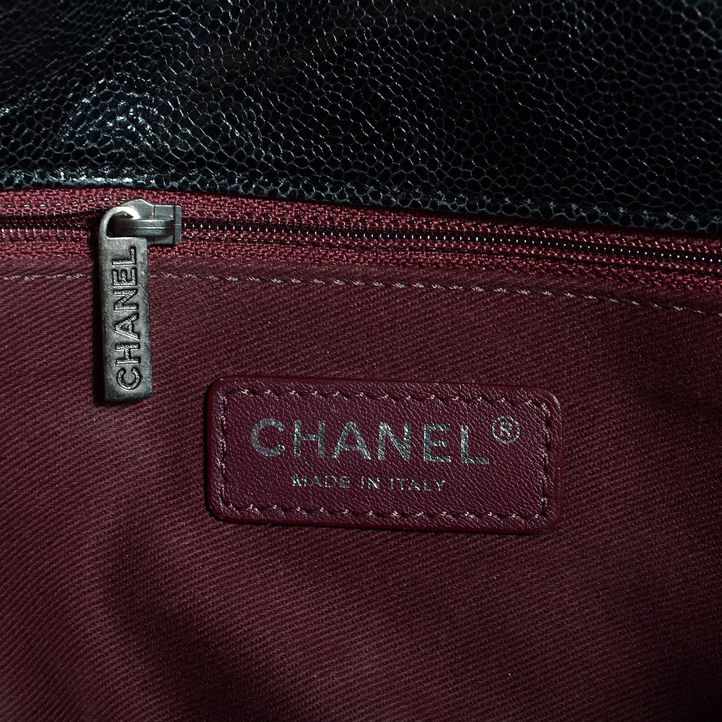 Crumpled Grained Calfskin CC Crave Jumbo Flap Black