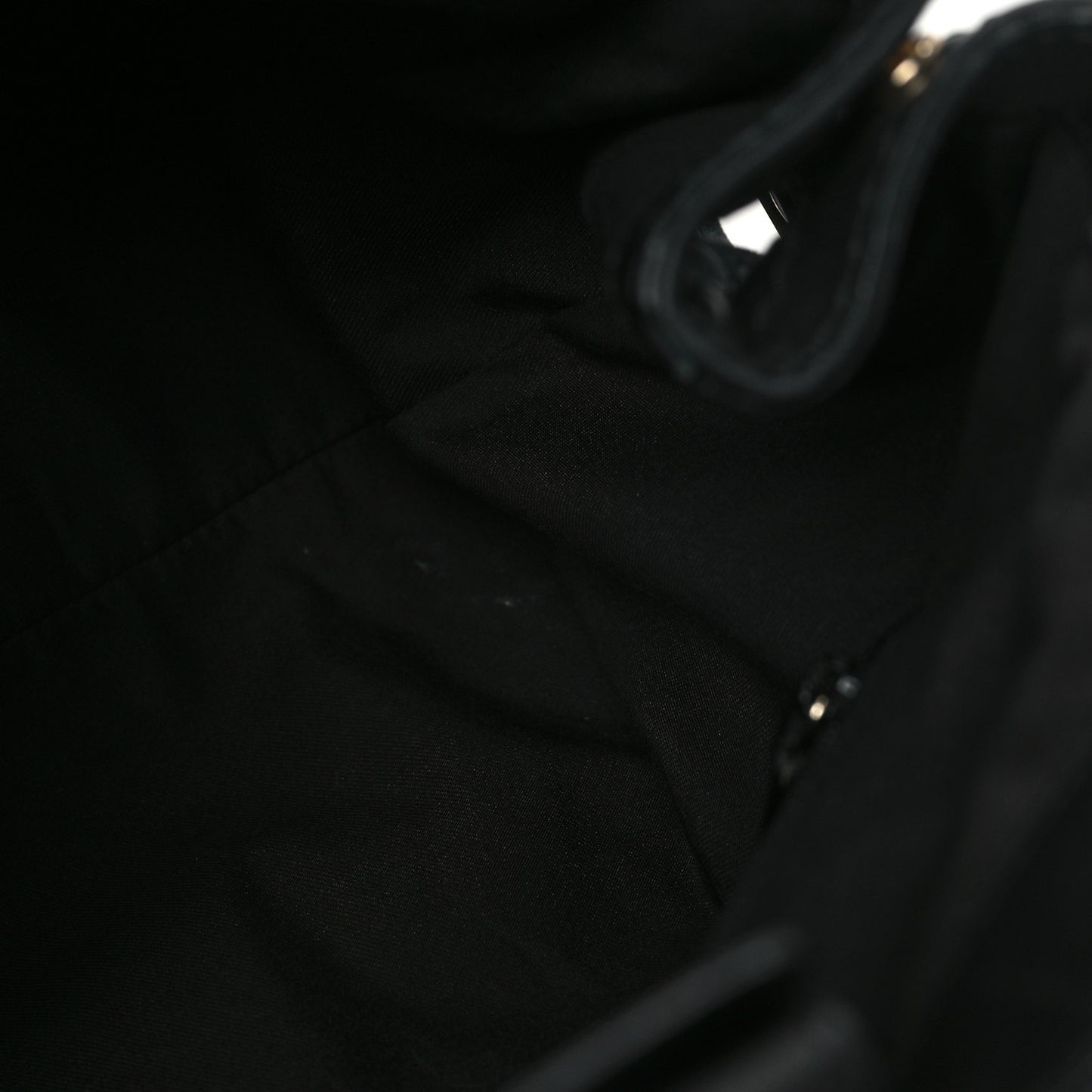 Monogram Medium Sukey Black