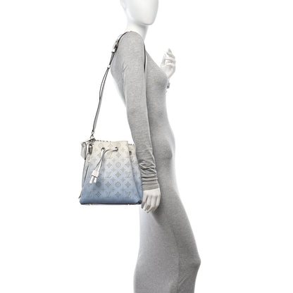 Louis Vuitton Mahina Degrade Muria Bleu 3 of 9