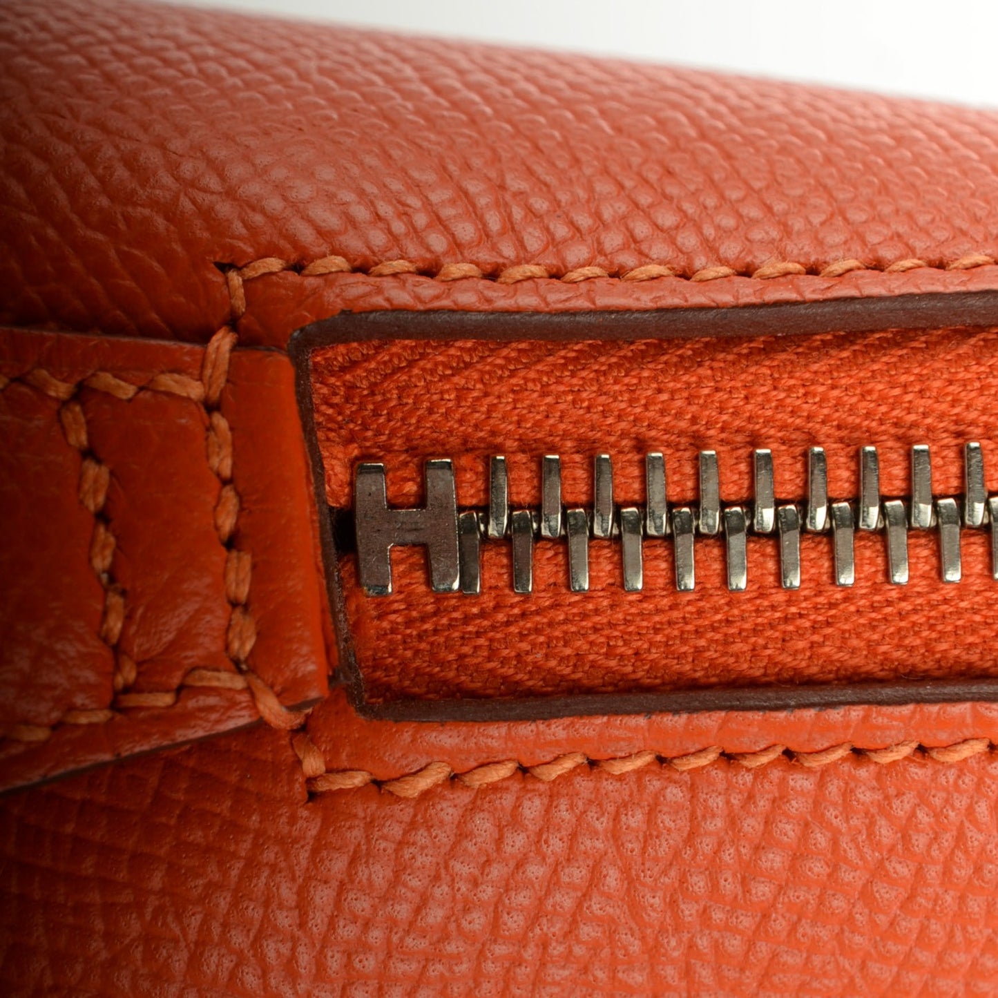 Veau Epsom Bolide 35 Feu