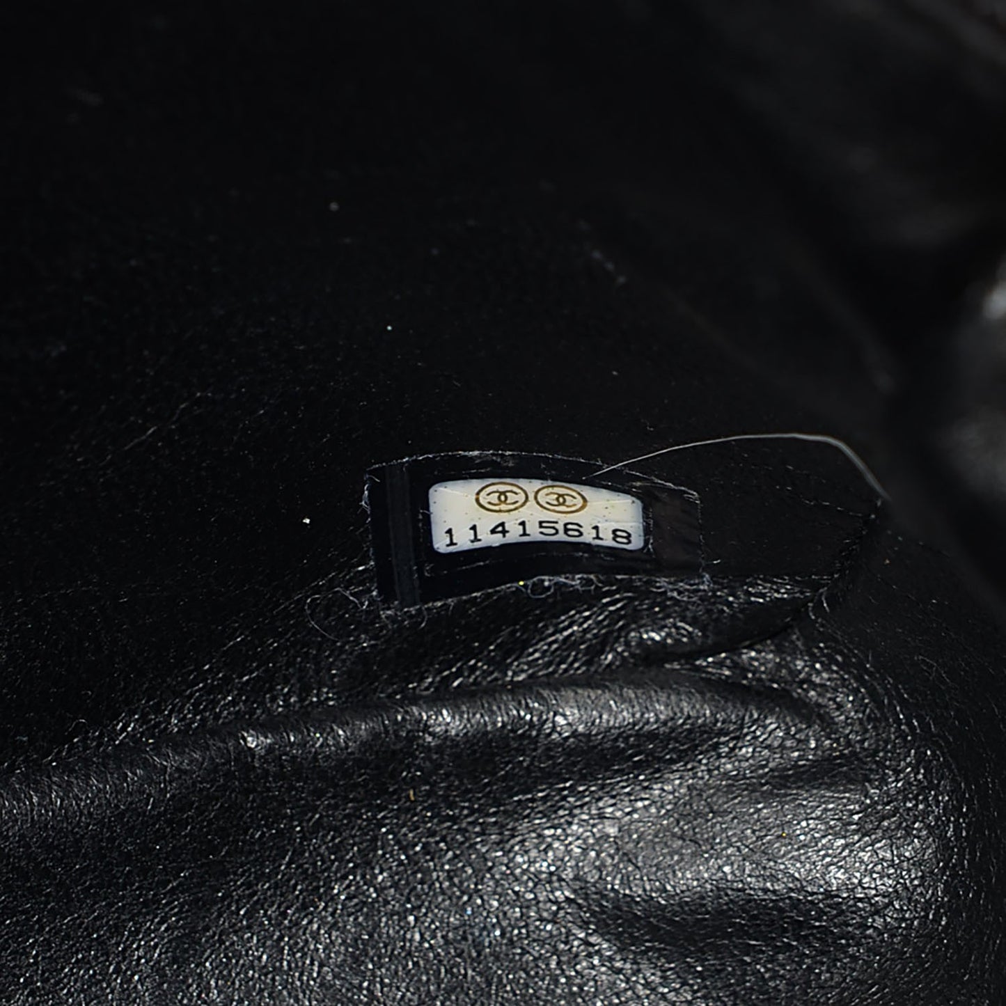 Caviar Quilted East West Flap Black