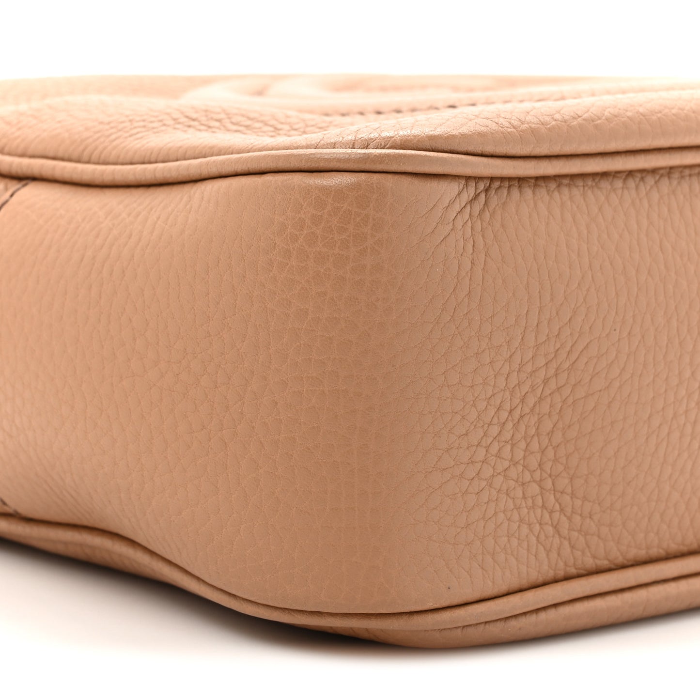 Pebbled Calfskin Small Soho Disco Bag Camelia