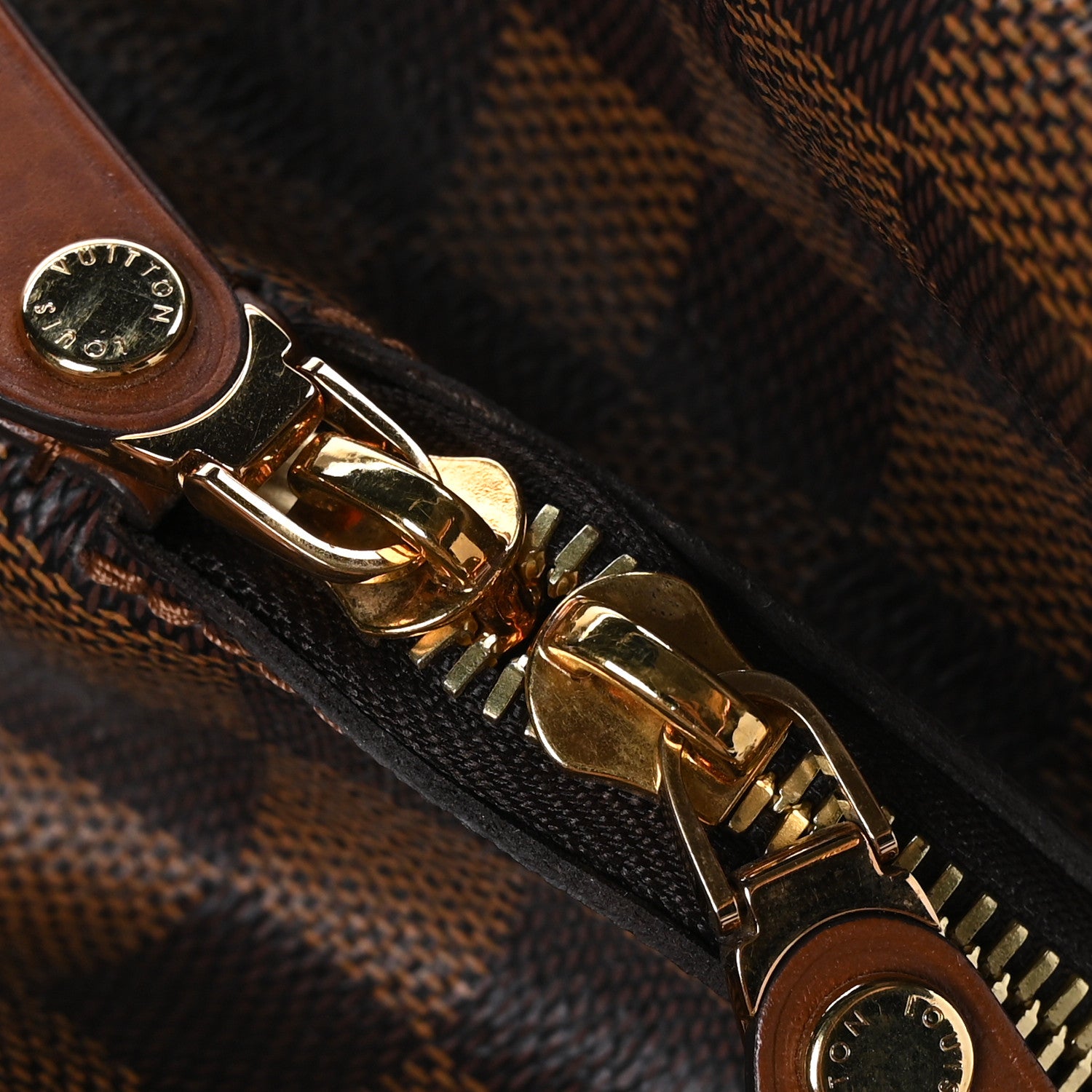Louis Vuitton Damier Ebene Ascot 13 of 13