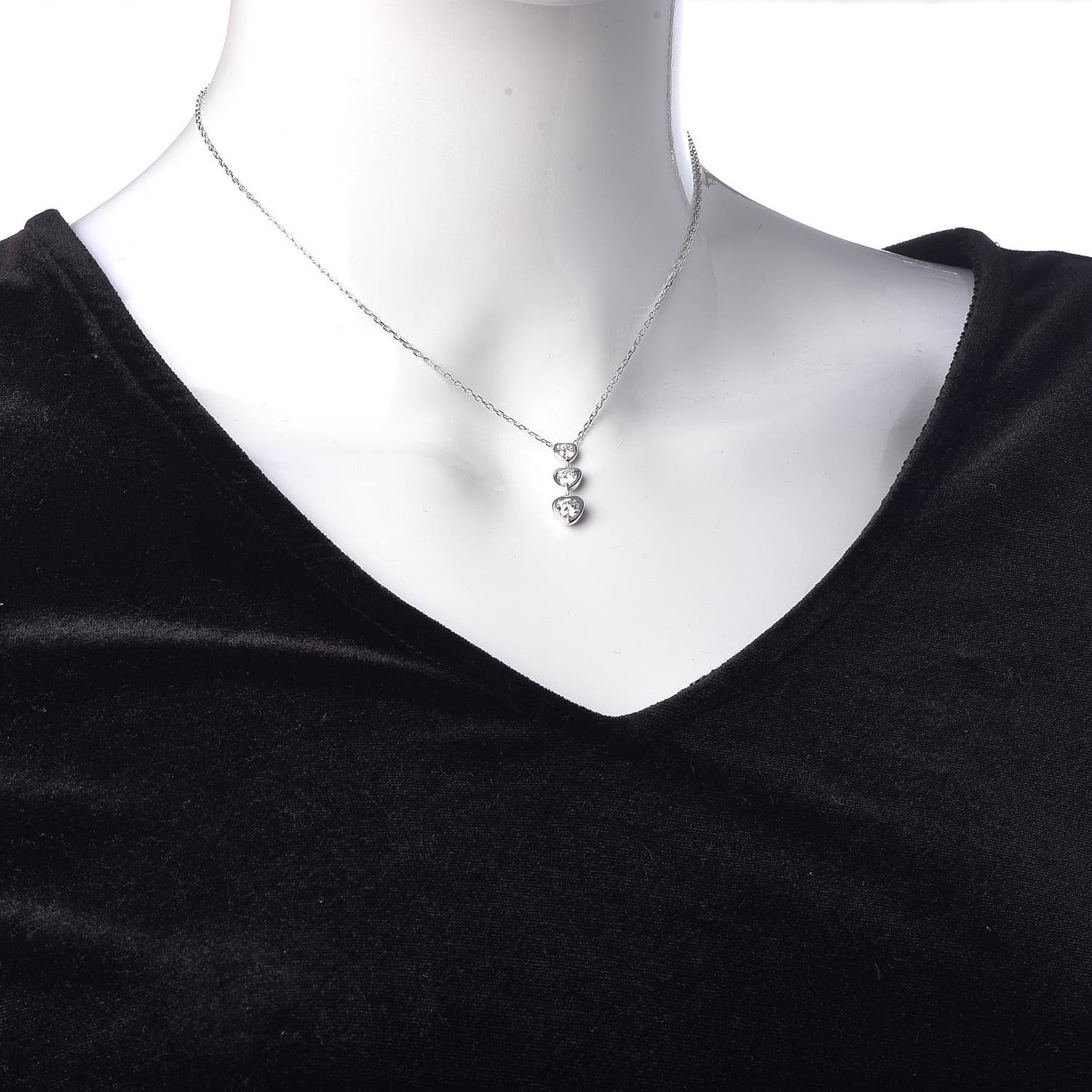 18K White Gold Diamond Legers 3 Heart Motif Necklace