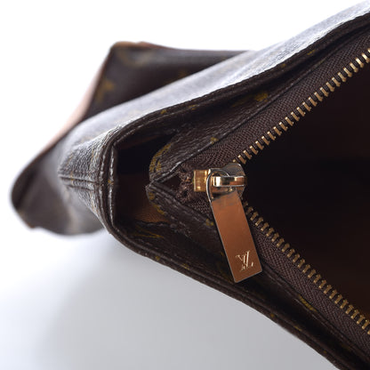 Louis Vuitton Monogram Cabas Mezzo 9 of 13