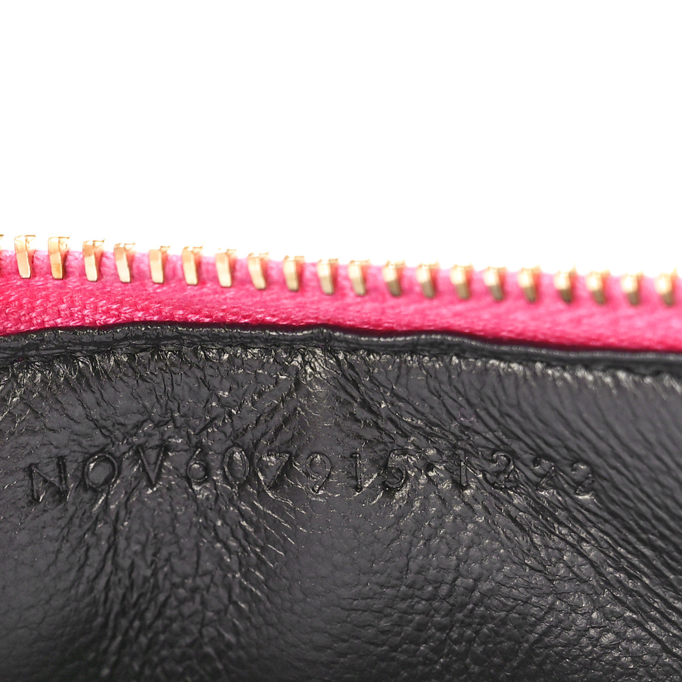 Grain De Poudre Matelasse Chevron Monogram Fragments Zippered Card Case Fresh Fuxia
