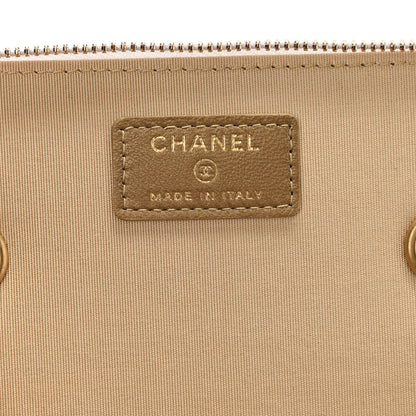 Chanel Lambskin Quilted Pearl Crush Small Vanity Case With Chain White 5 of 10