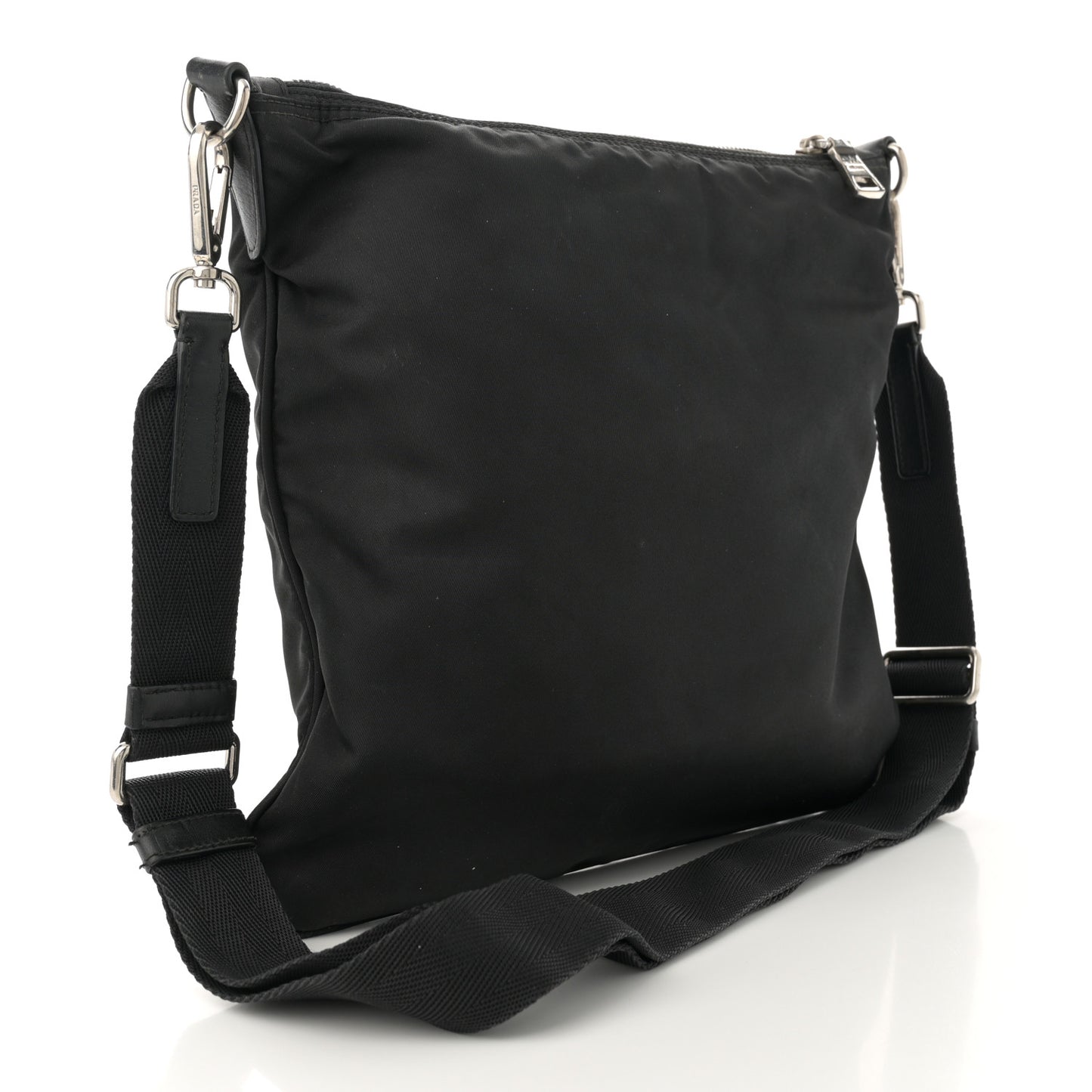 Nylon Flat Messenger Bag Black
