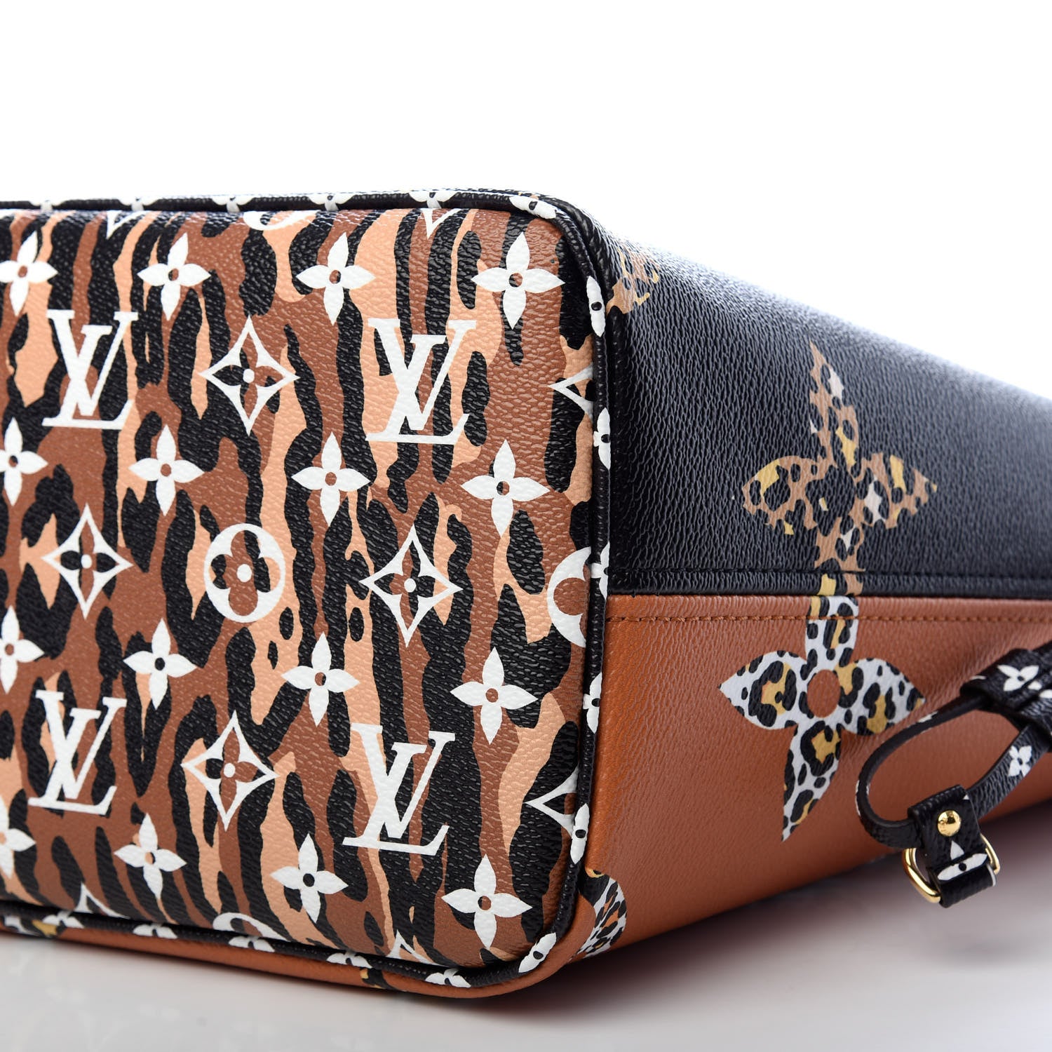 Louis Vuitton Monogram Giant Jungle Neverfull MM Black 8 of 9