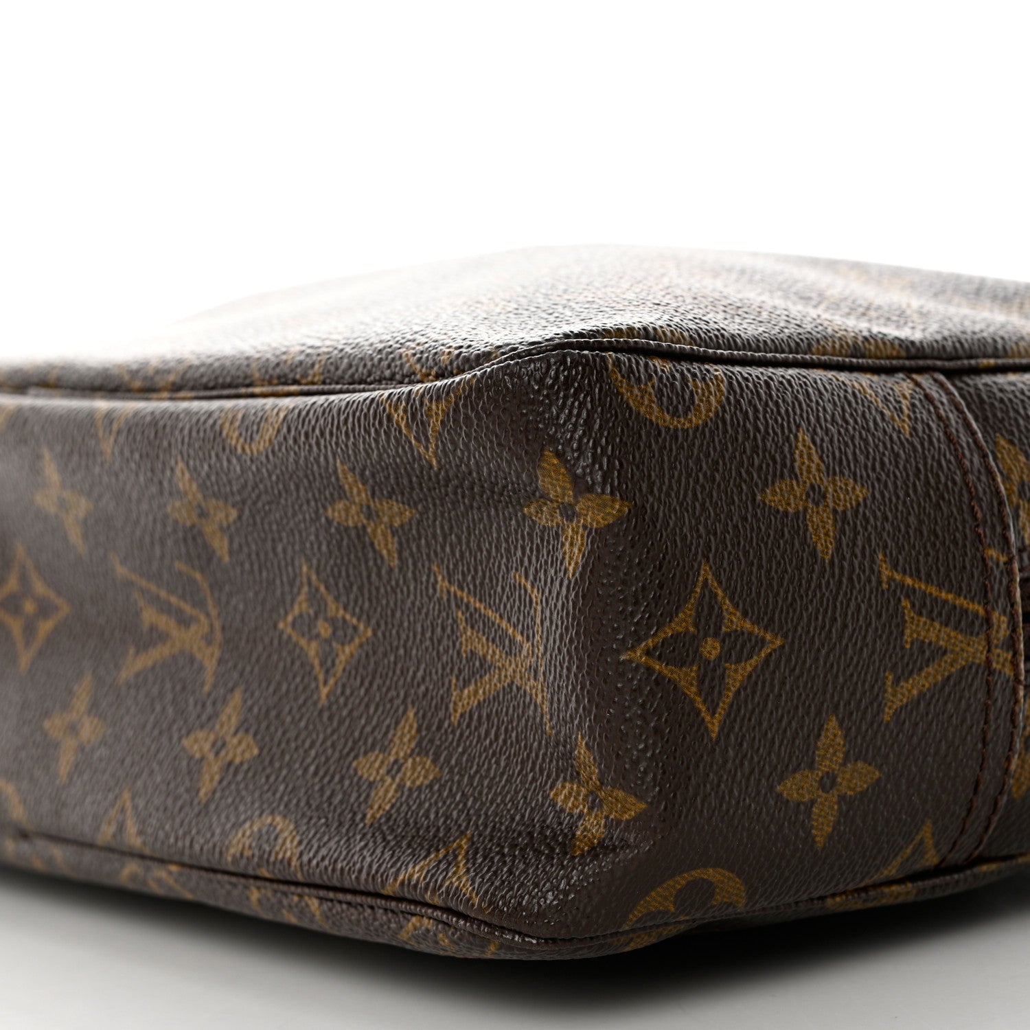 Louis Vuitton Monogram Trousse Toilette 28 10 of 10