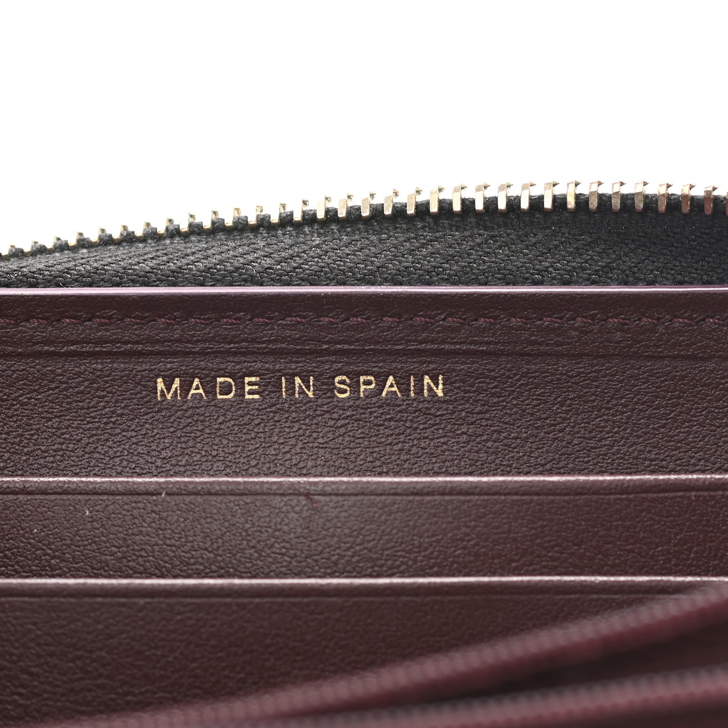 Caviar Quilted Medium Zip Around Wallet Black
