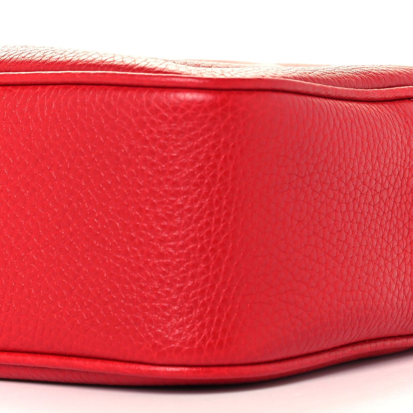 Pebbled Calfskin Small Soho Disco Bag Vibrant Red