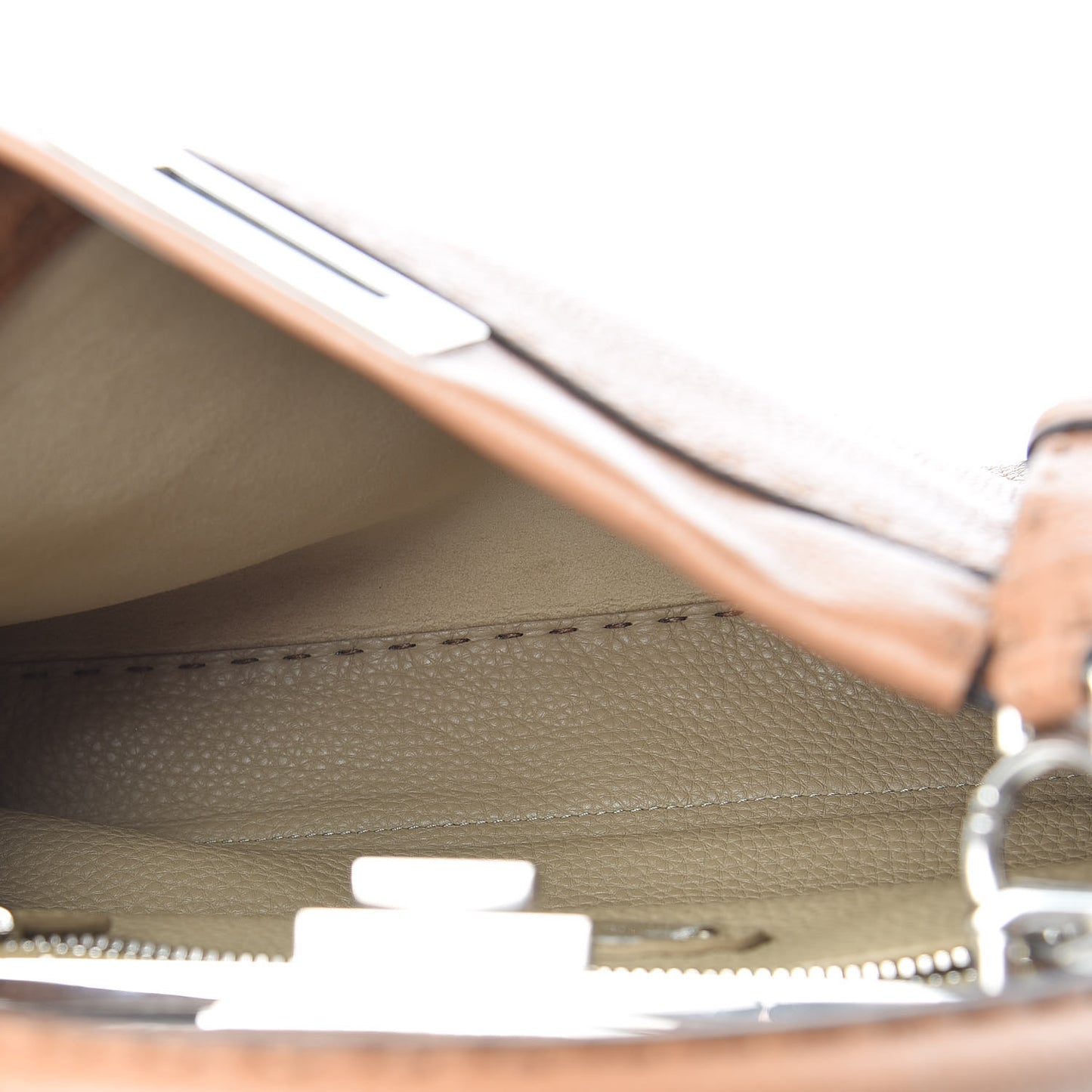 Cuoio Romano Selleria Bi-Color Medium Peekaboo Iconic Satchel Mou Deserto