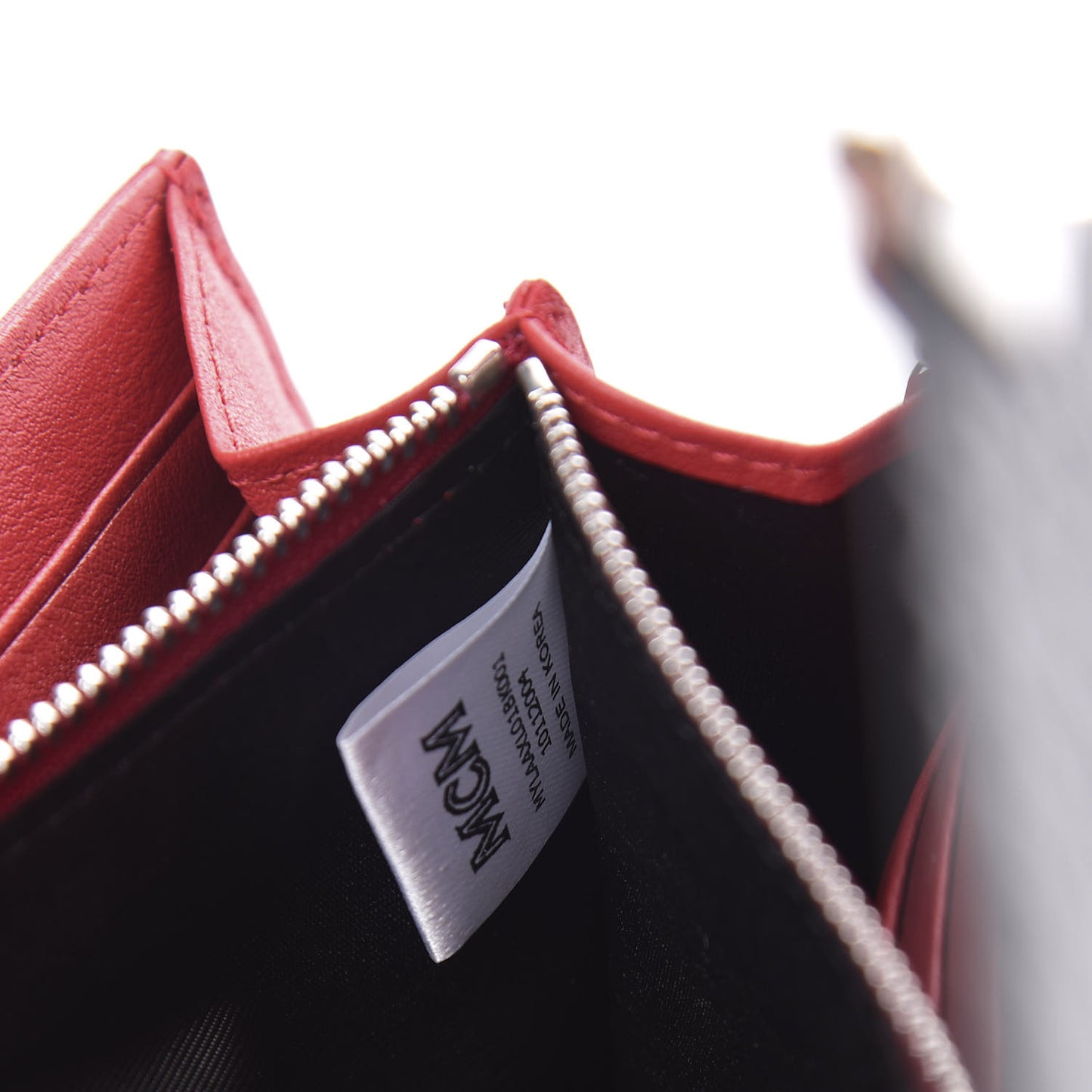 Visetos Large Patricia Wallet On Chain Black Red
