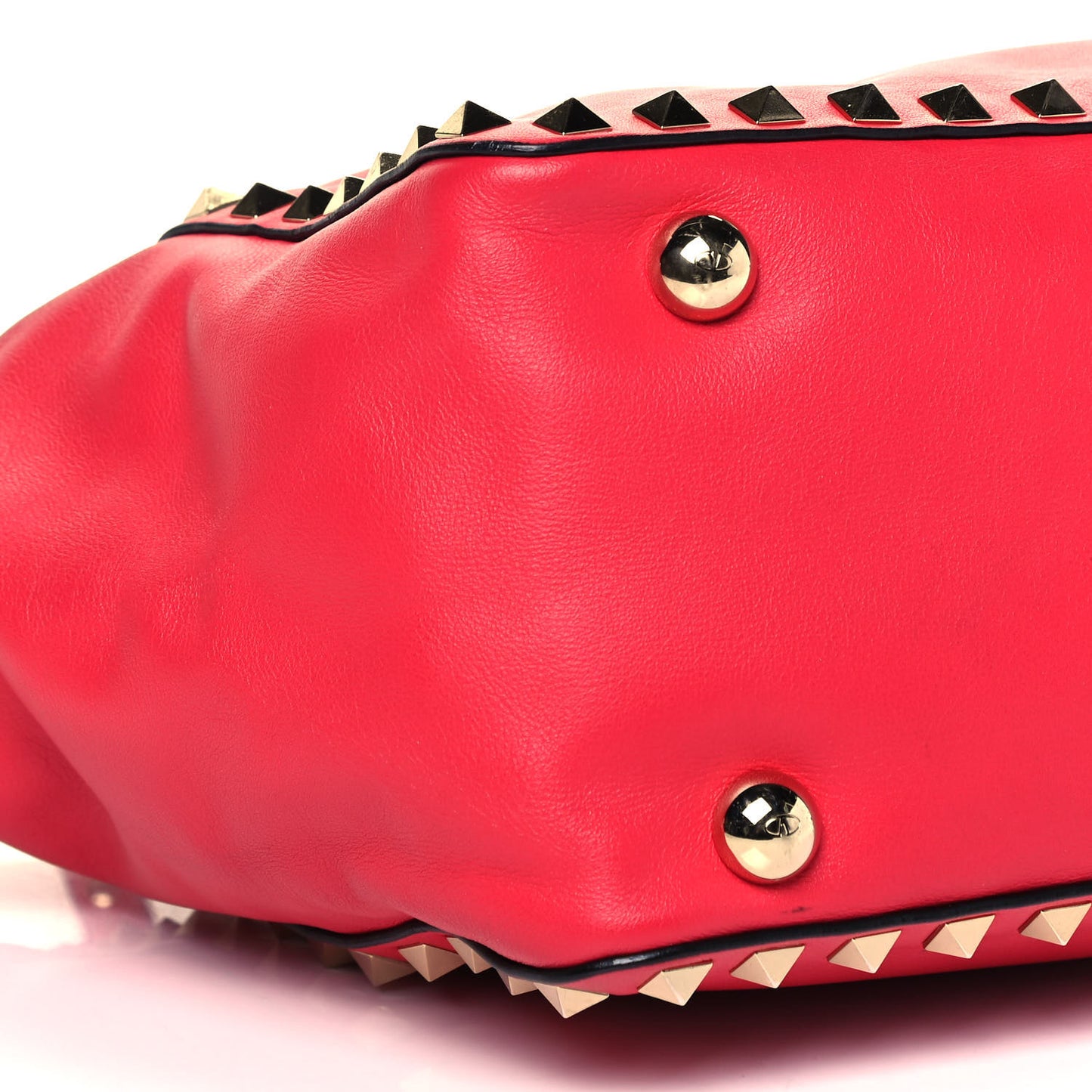Vitello Small Rockstud Tote Fragola