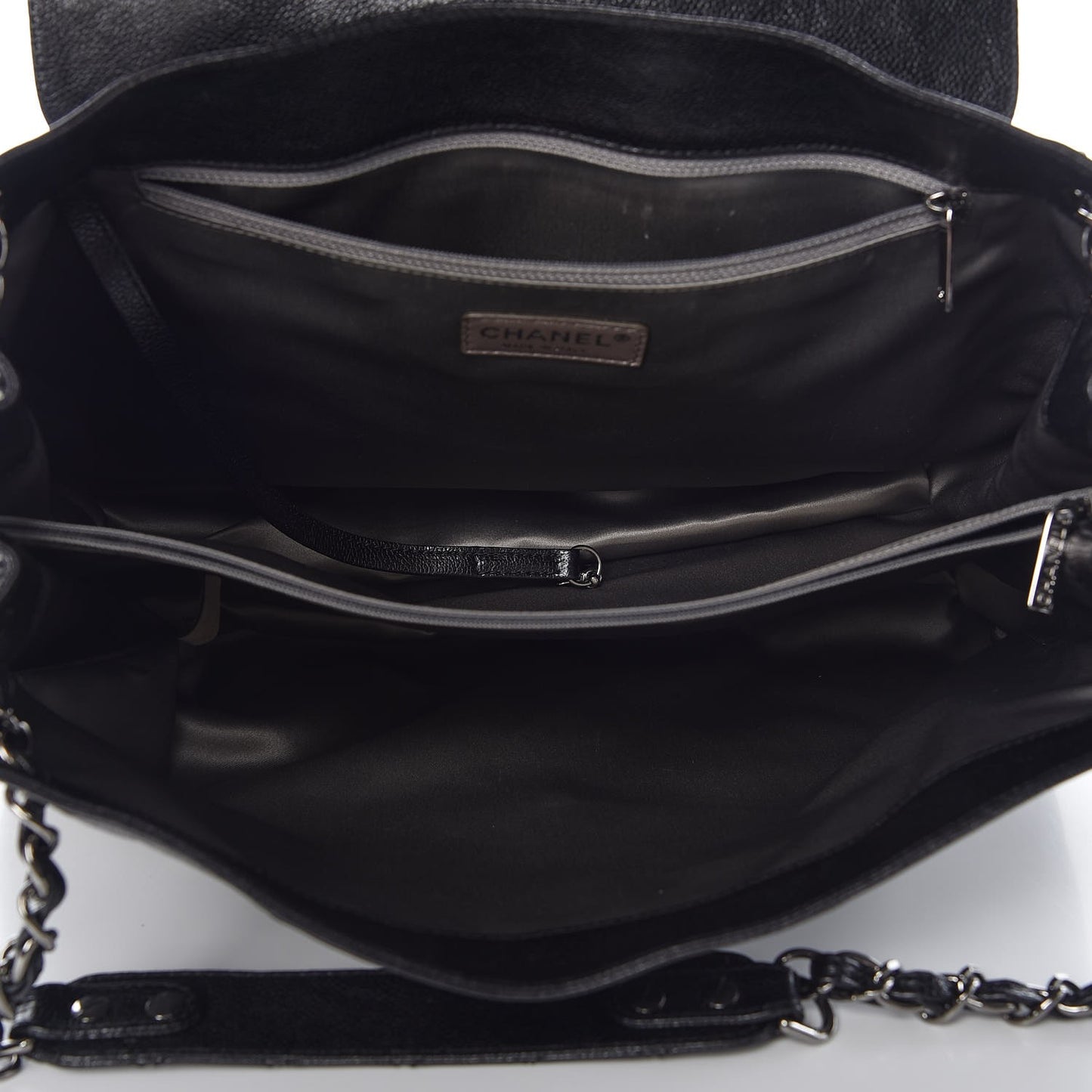 Glazed Caviar Pocket In The City Tote Black