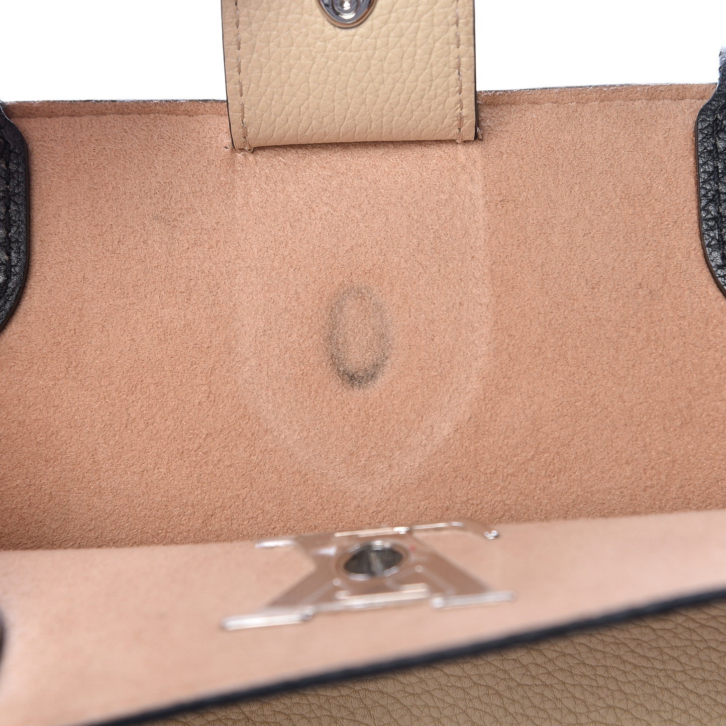 Calfskin Lockme Cabas Vanille Black