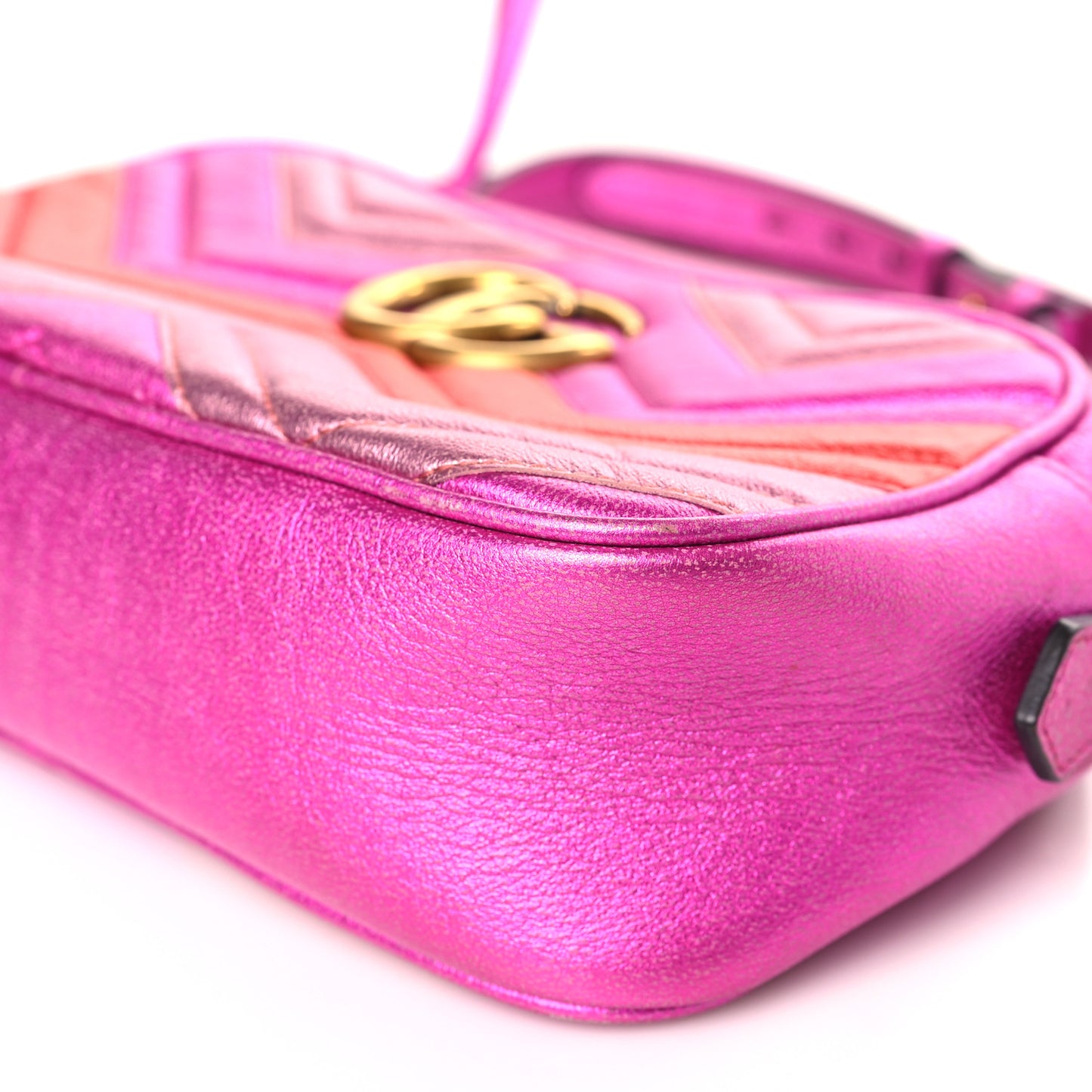 Laminated Nappa Matelasse Small GG Marmont Chain Shoulder Bag Fuxia Rosso Rosa