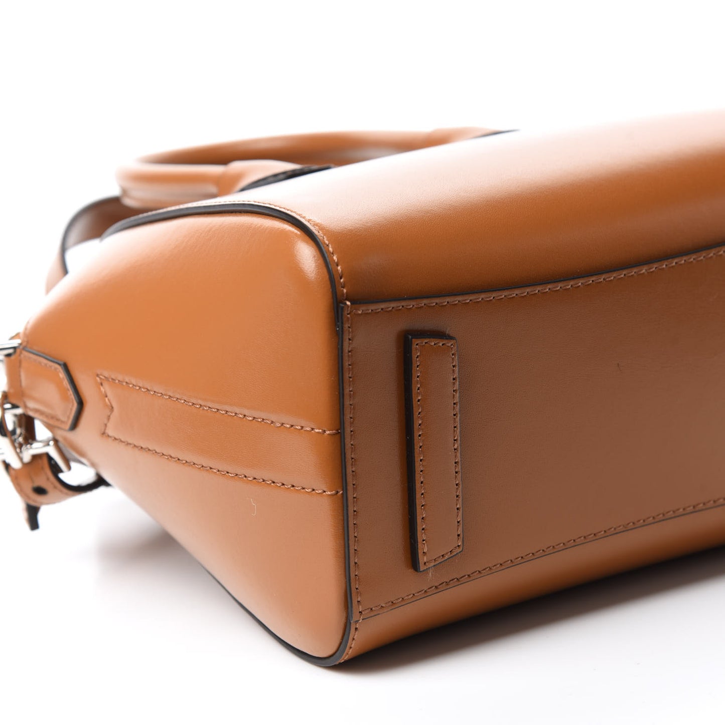 Shiny Lord Calfskin Mini Antigona Camel