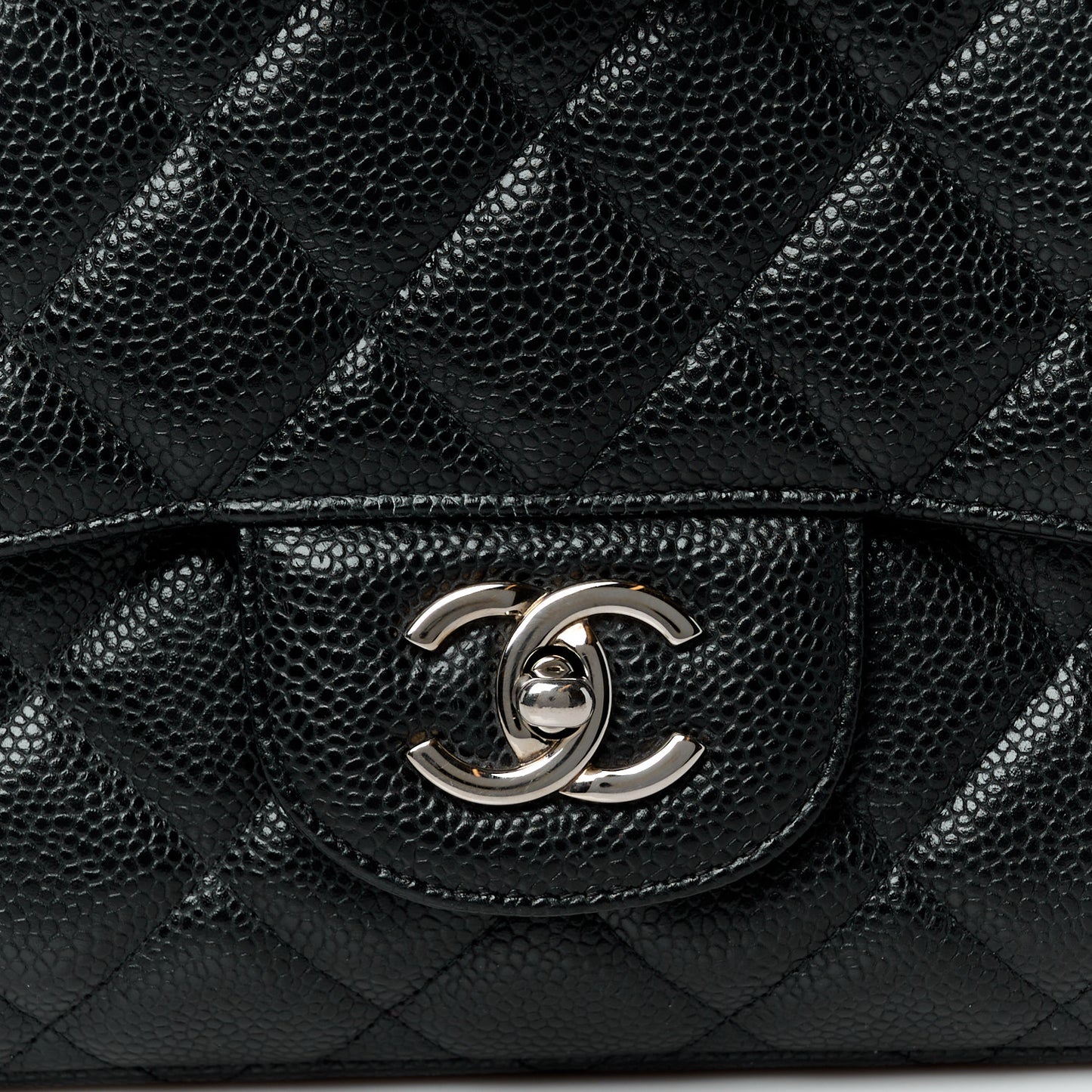 Caviar Quilted Maxi Single Flap Black