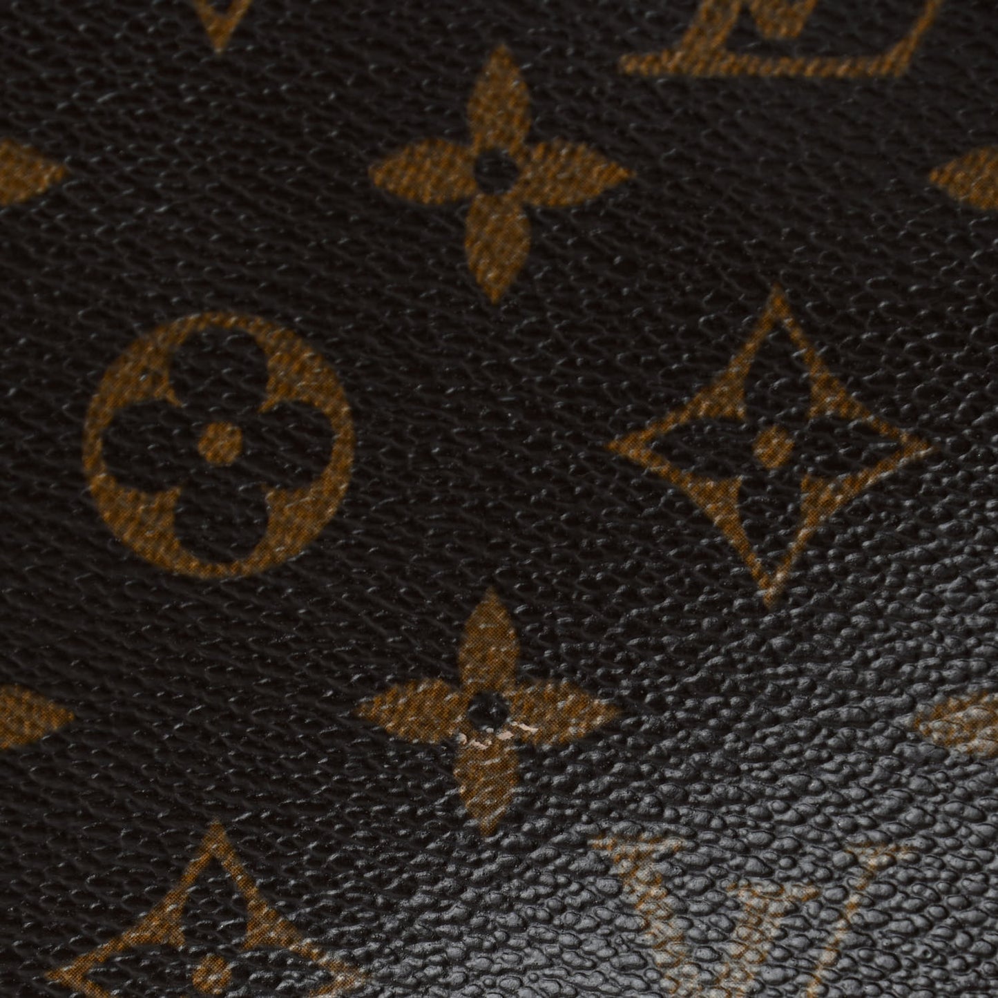 Monogram Nil 28