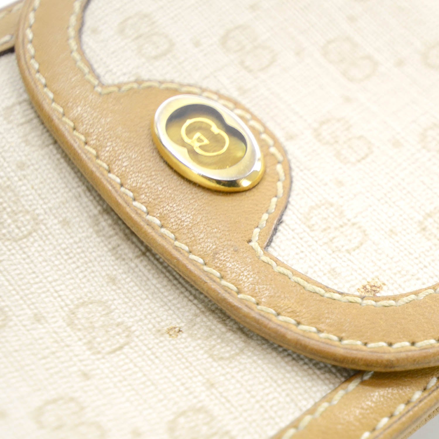 Gucci Monogram Pouch Beige 5 of 10