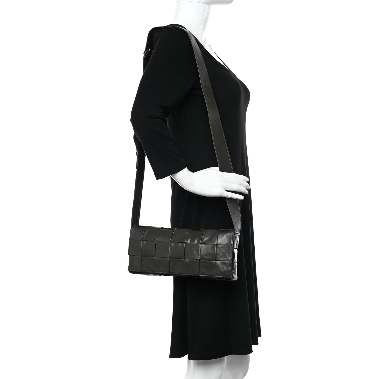 Bottega Veneta Paper Calfskin Intrecciato Stretch Cassette Camping 2 of 11