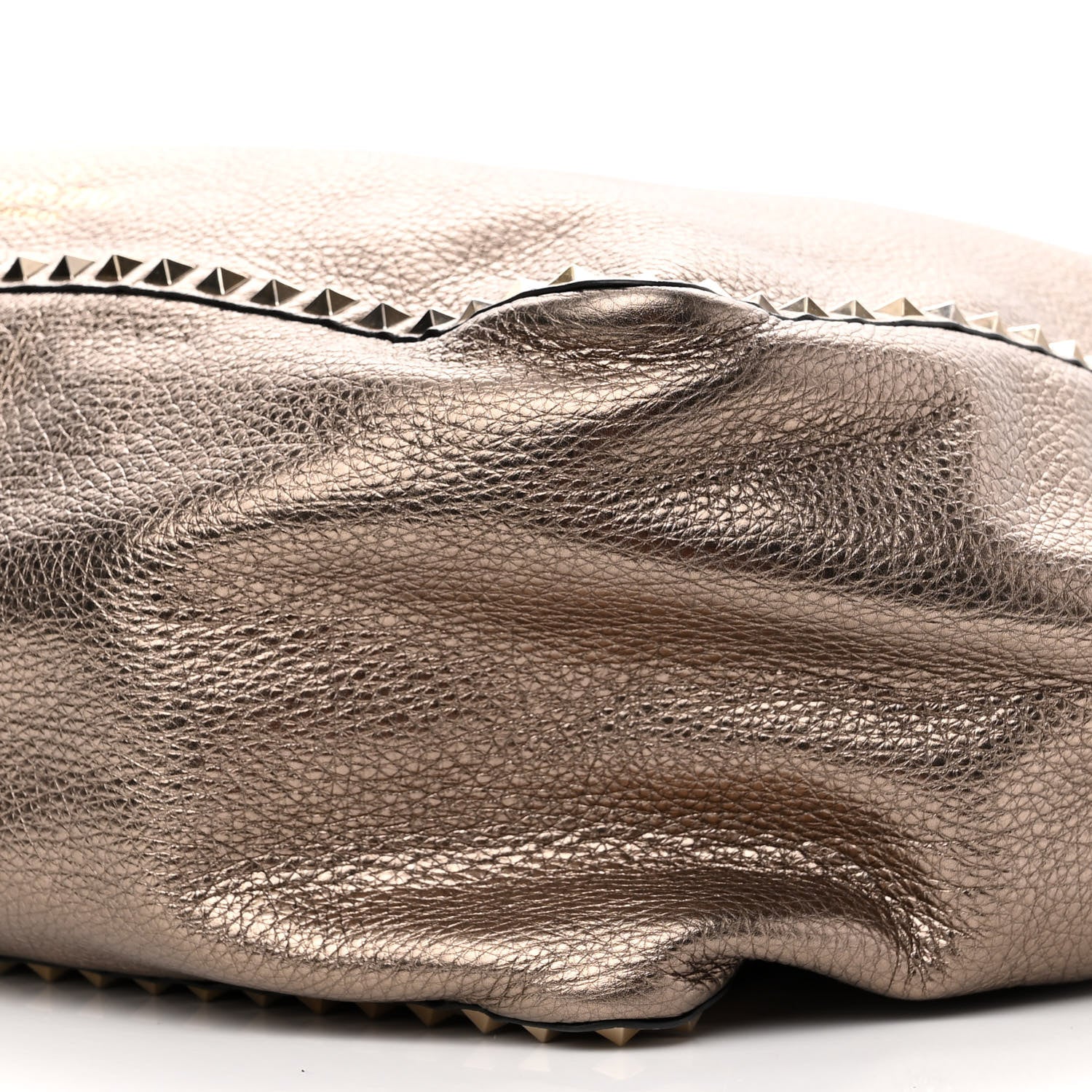 Valentino Garavani Metallic Grained Calfskin Large Rockstud Reversible Tote Skin Sasso 9 of 9