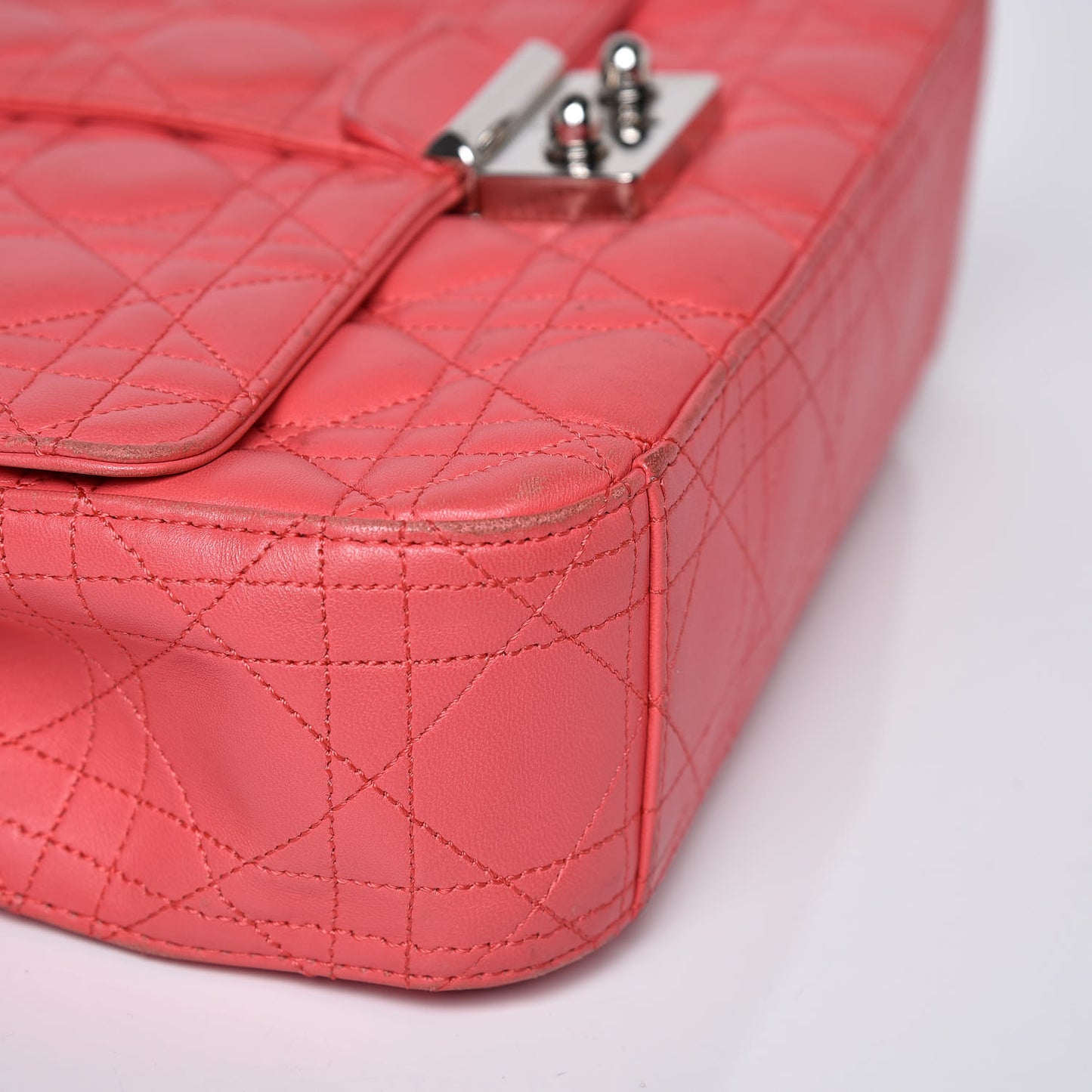 Lambskin Cannage Medium Miss Dior Flap Coral