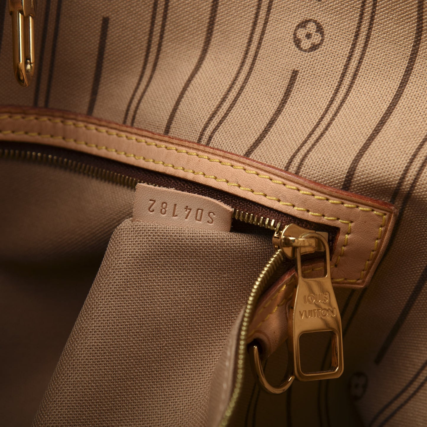 Monogram Delightful MM