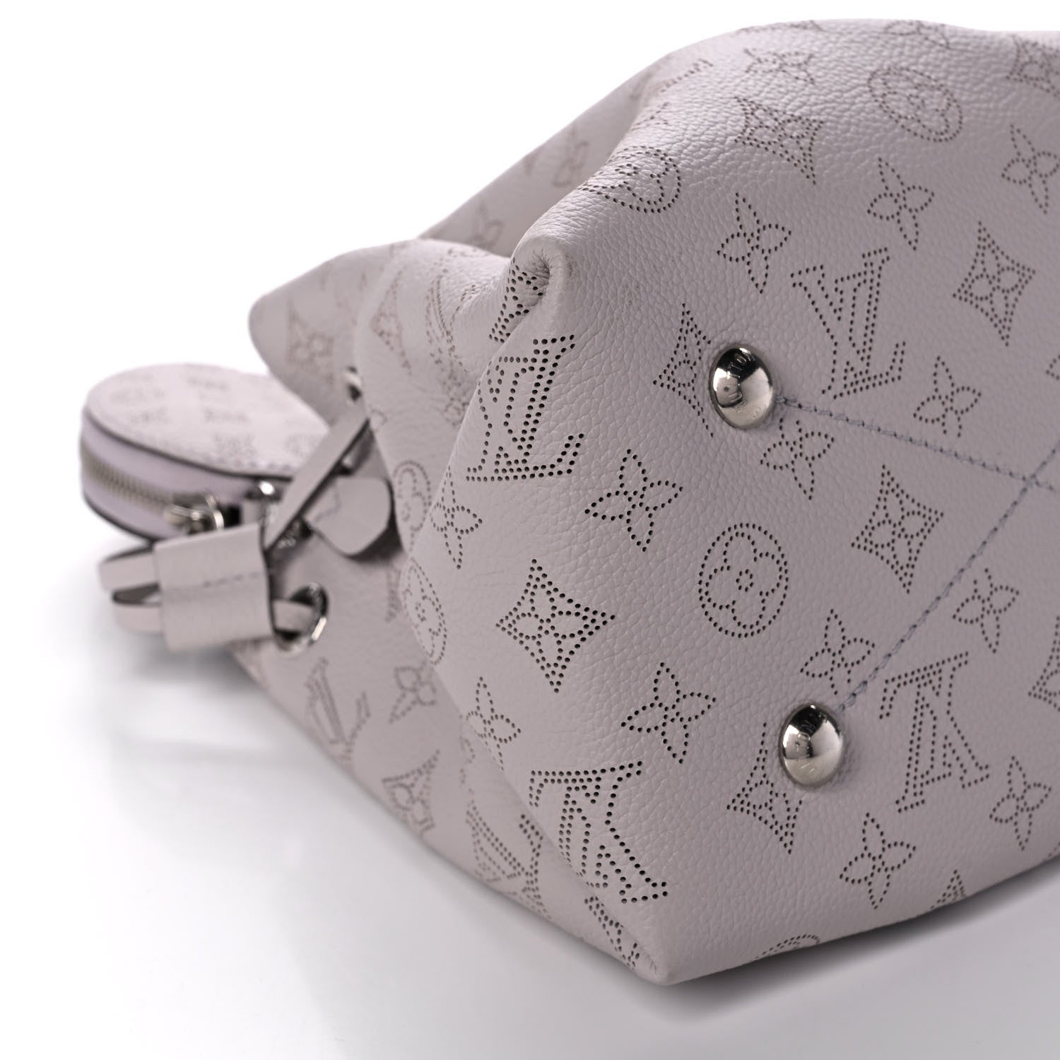 Louis Vuitton Mahina Bella Brume 9 of 10