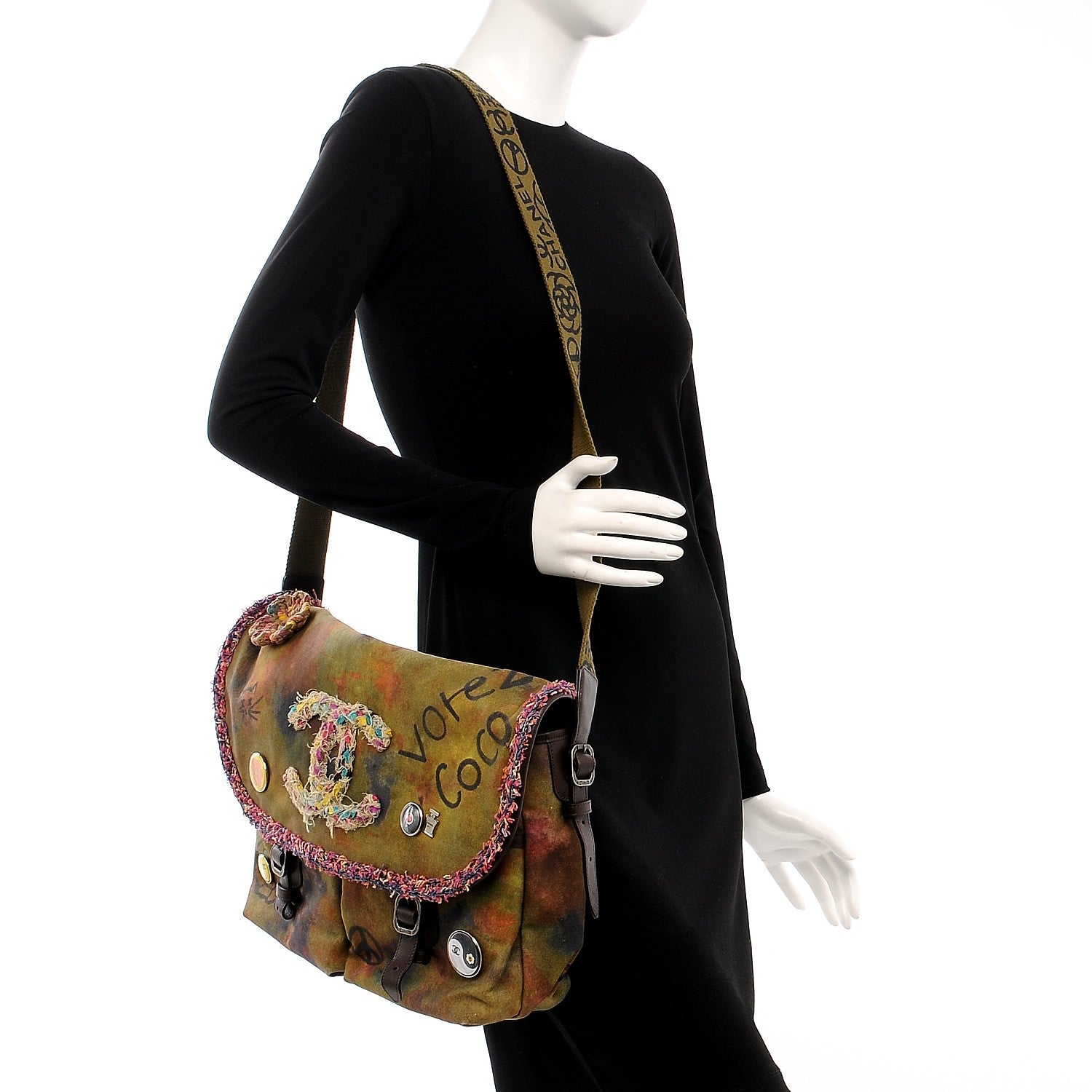 Chanel Washed Toile Large Graffiti On The Pavements Messenger Khaki Multicolor 2 of 9
