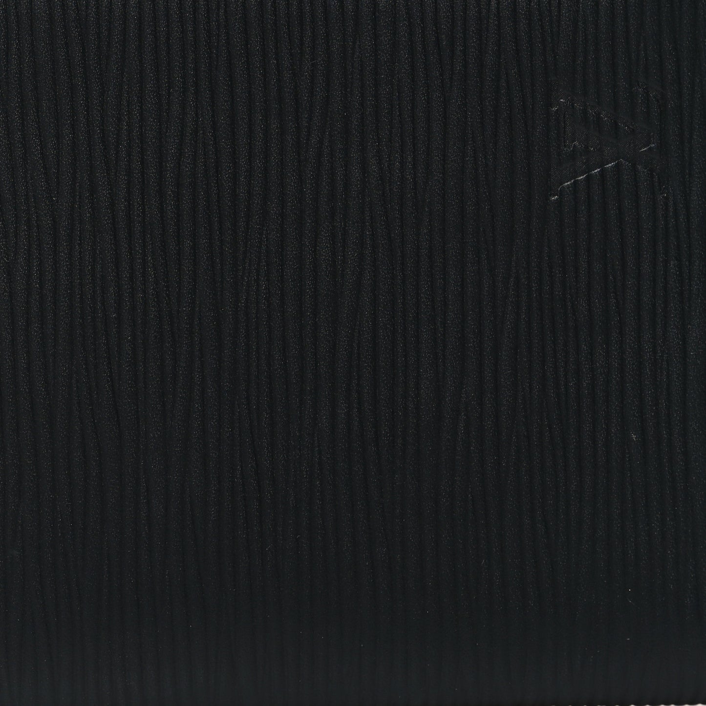 Epi Zippy Vertical Wallet Black