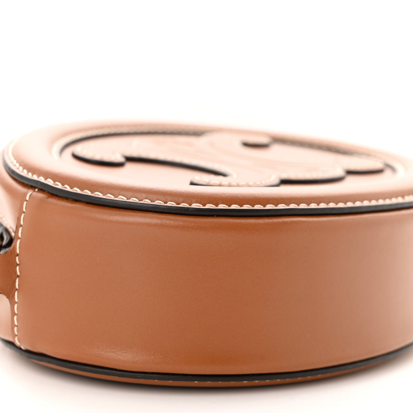 Smooth Calfskin Cuir Small Triomphe Oval Crossbody Purse Tan