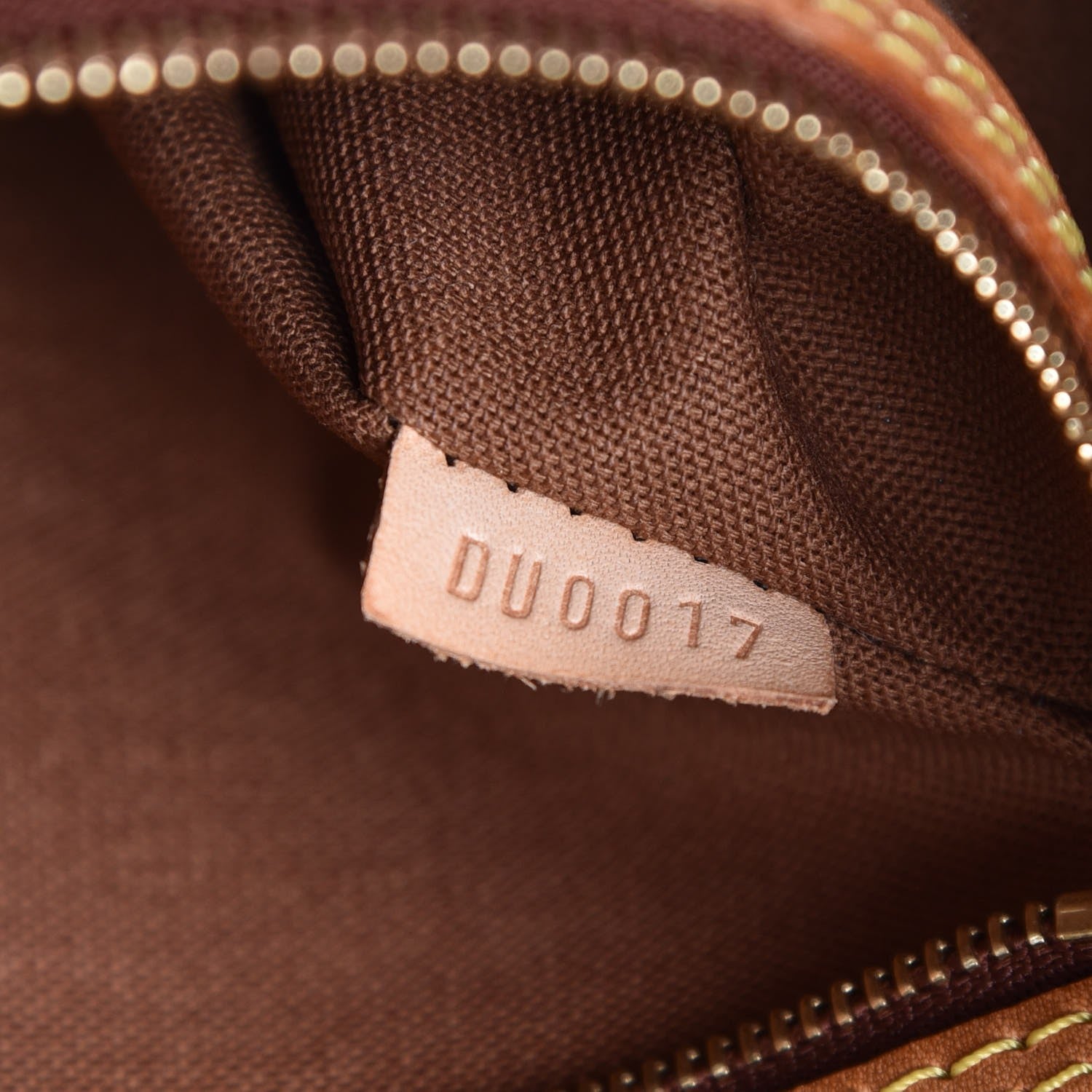 Louis Vuitton Monogram Batignolles Horizontal 7 of 13