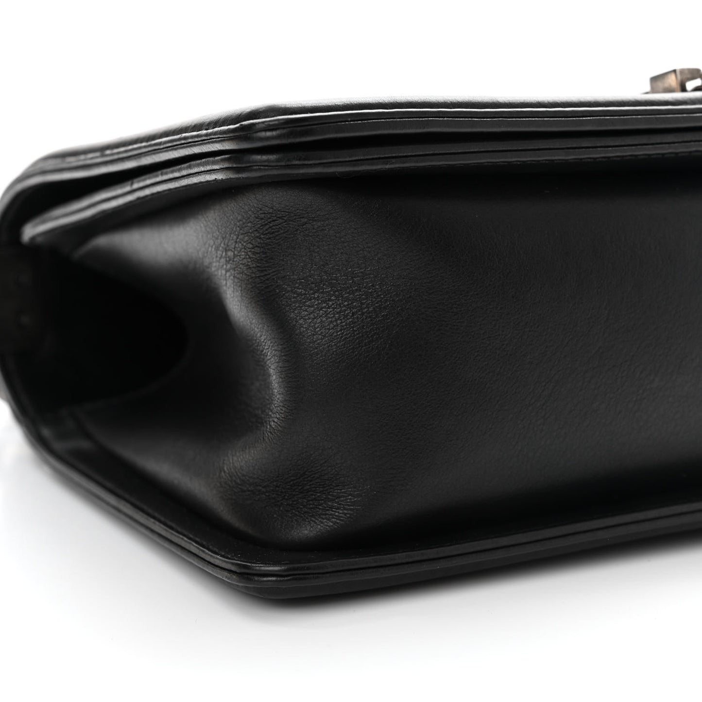 Calfskin Quilted Medium Boy Flap Black